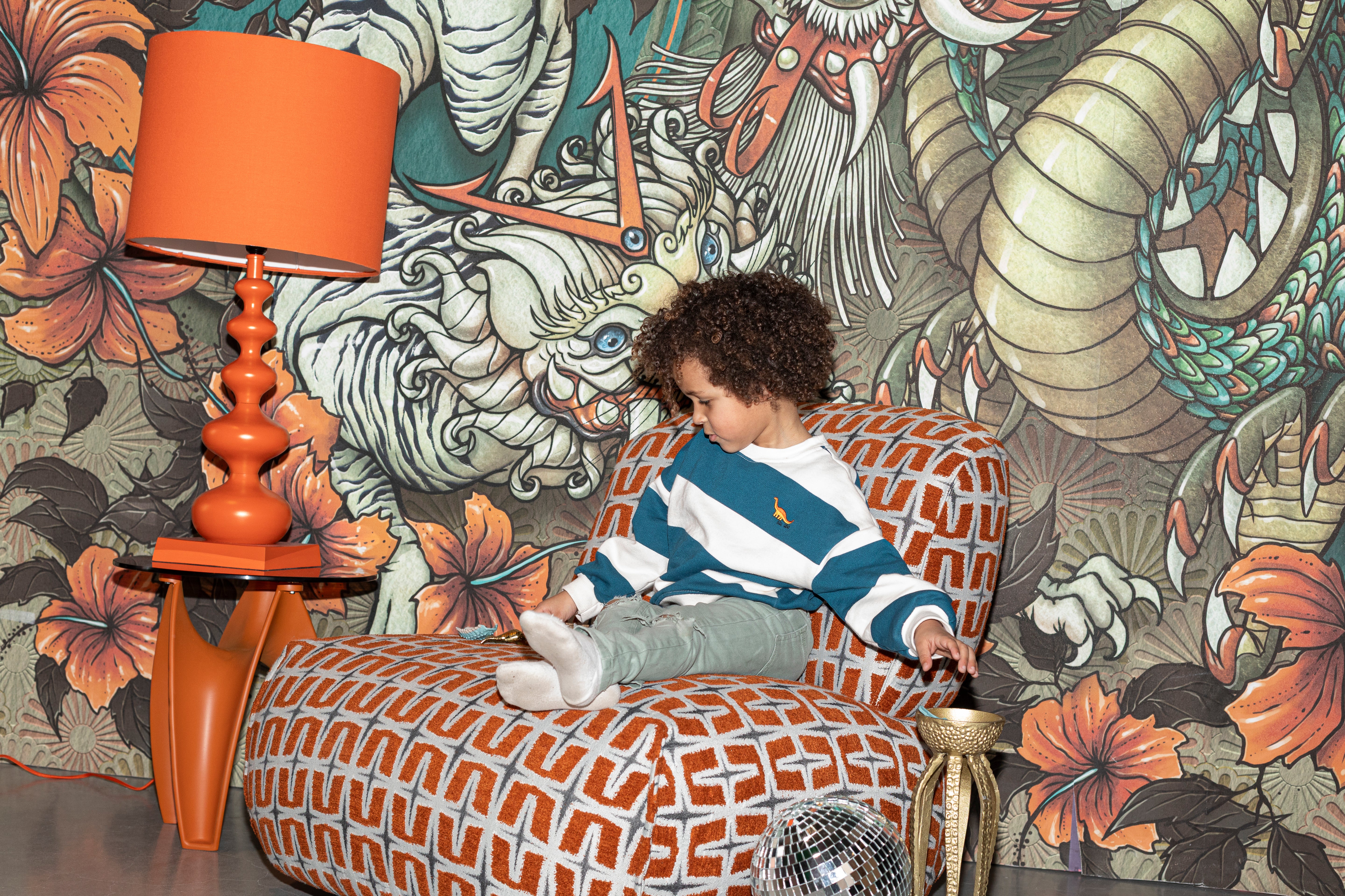 Sessel RITZ orange mit geometrischem Muster