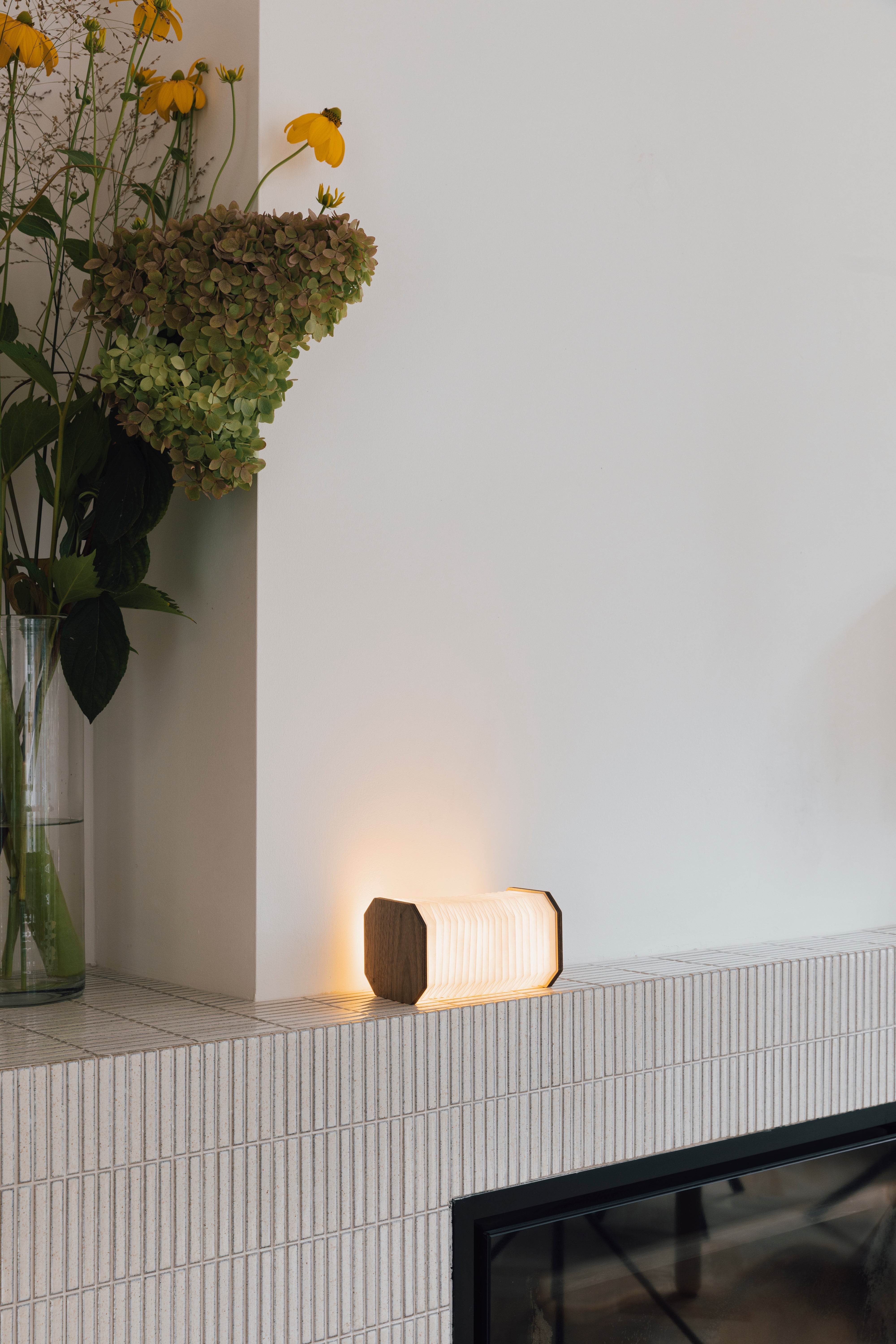 Tragbare Lampe CAKE fornir orzechowy z białym