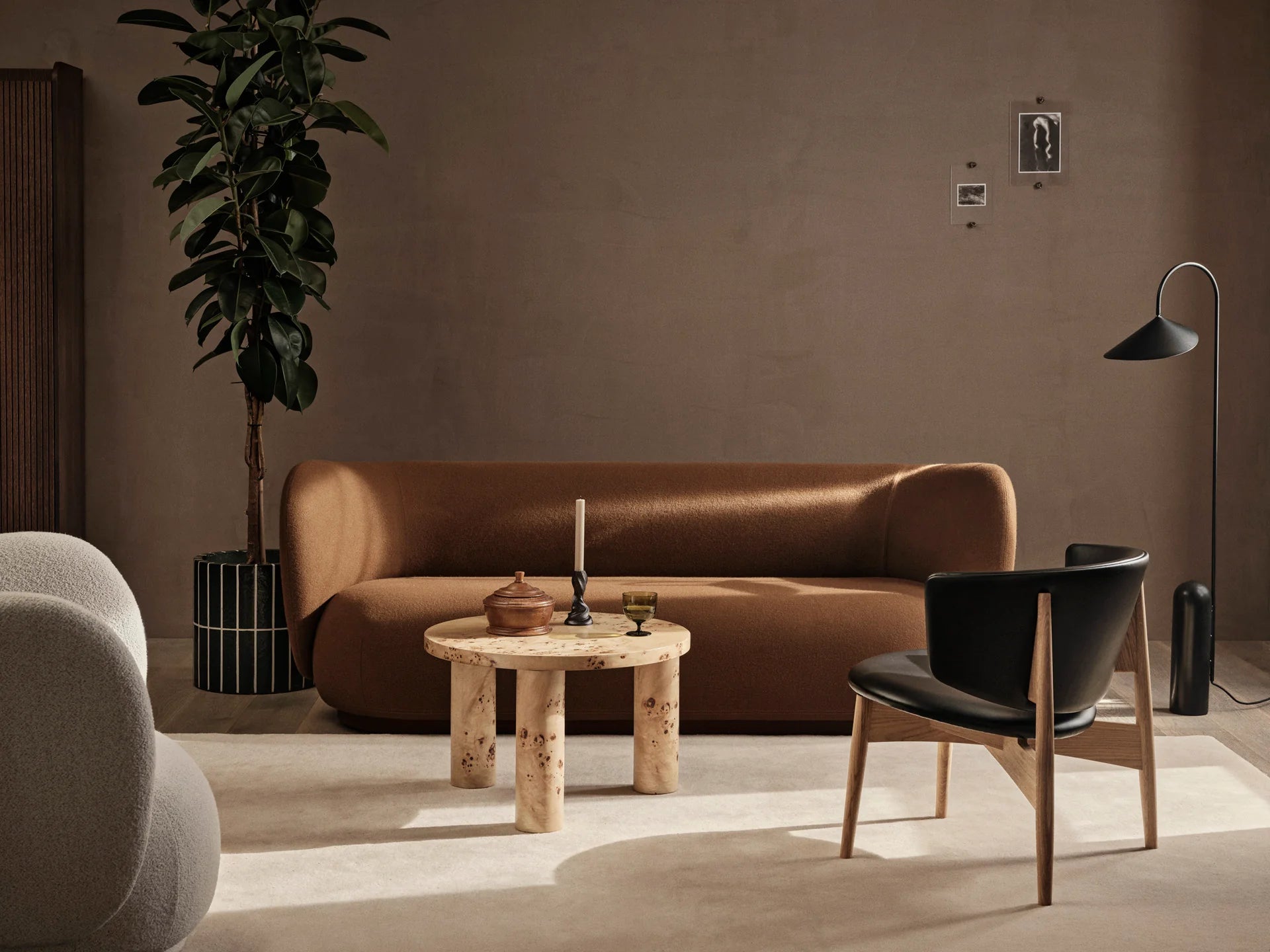 Sofa 3-osobowa RICO Bouclé piaskowy do salonu – styl nowoczesny