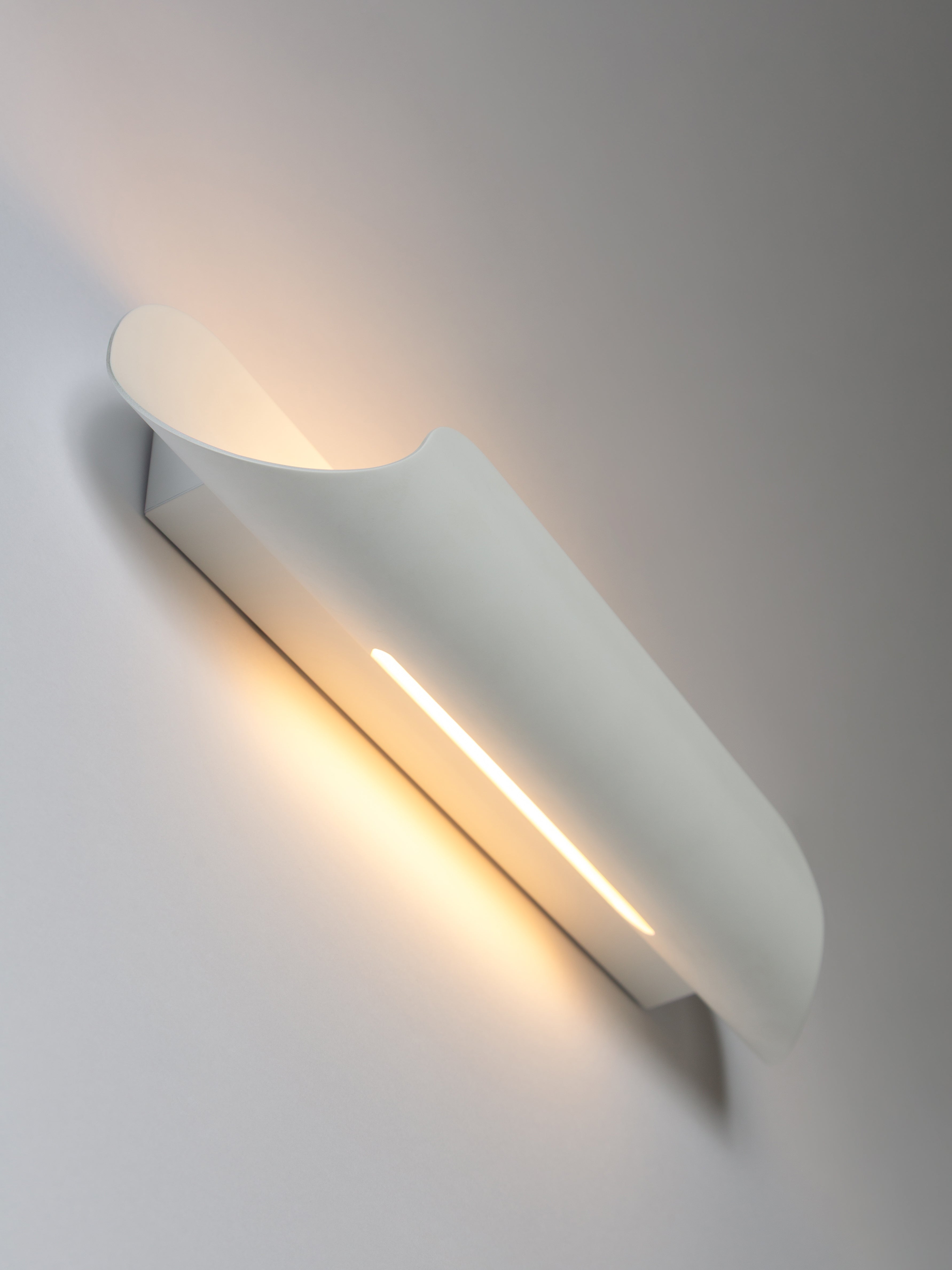 Lampa ścienna ROLL biały