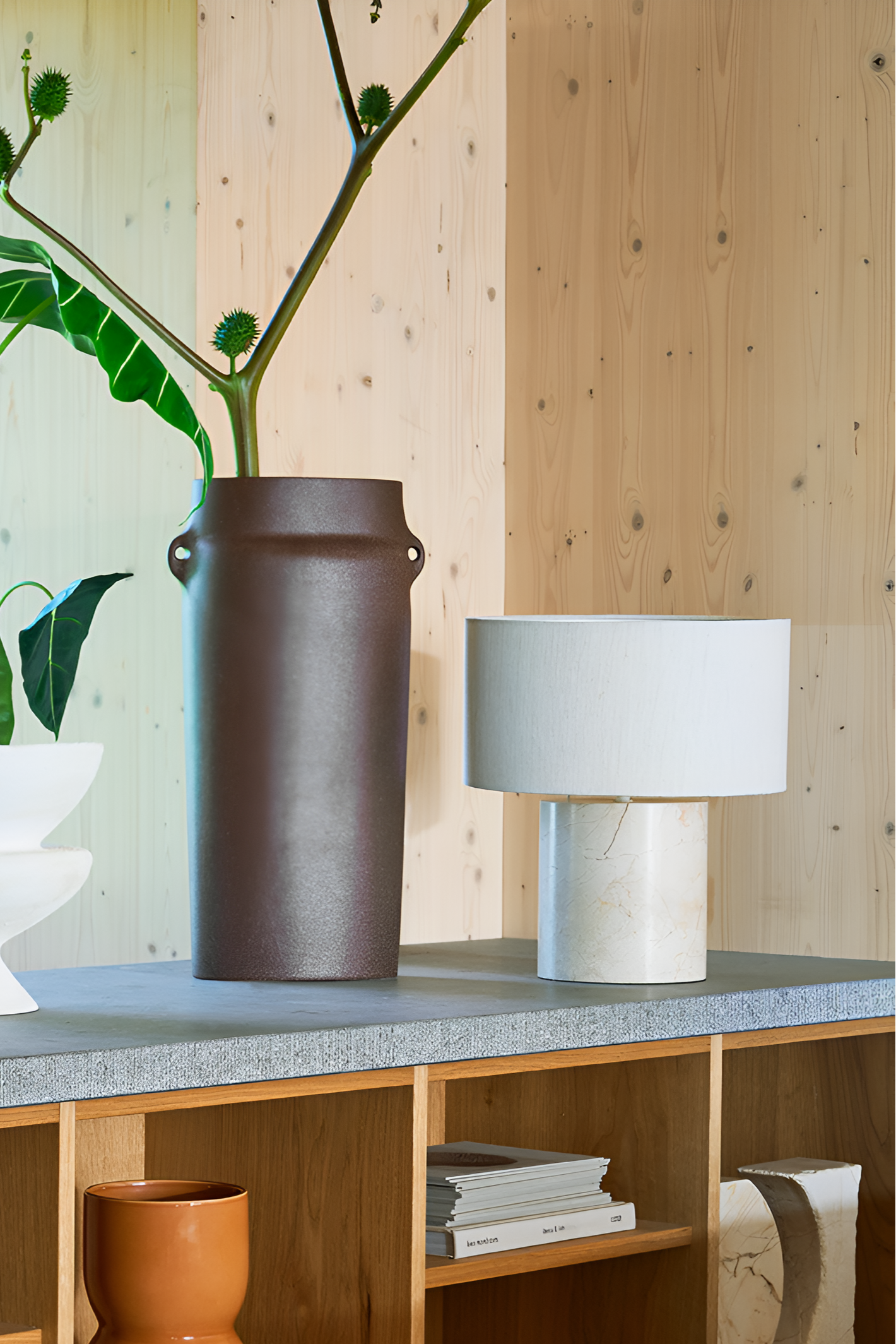 TYRA Tischleuchte Marmorfuß mit Leinenschirm