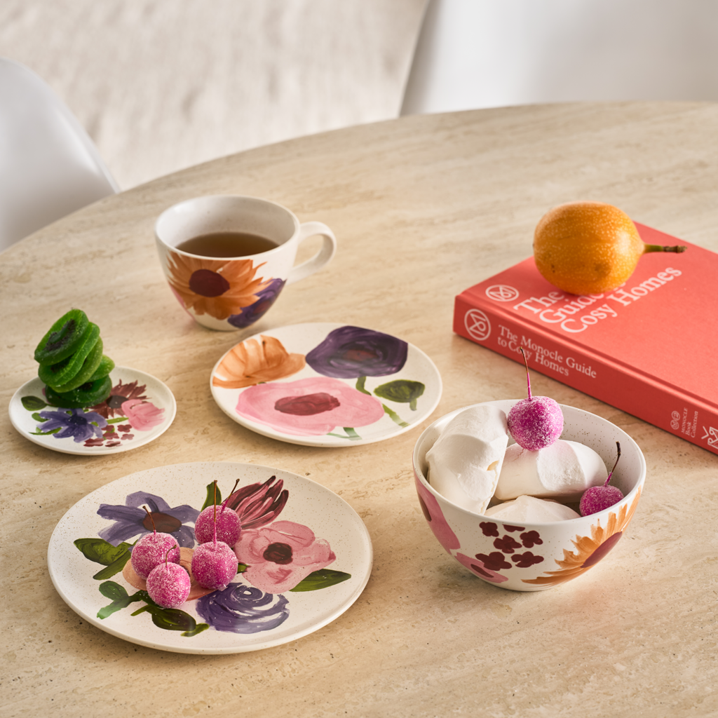 Keramische dessertbord HANAKO met plantenmotief