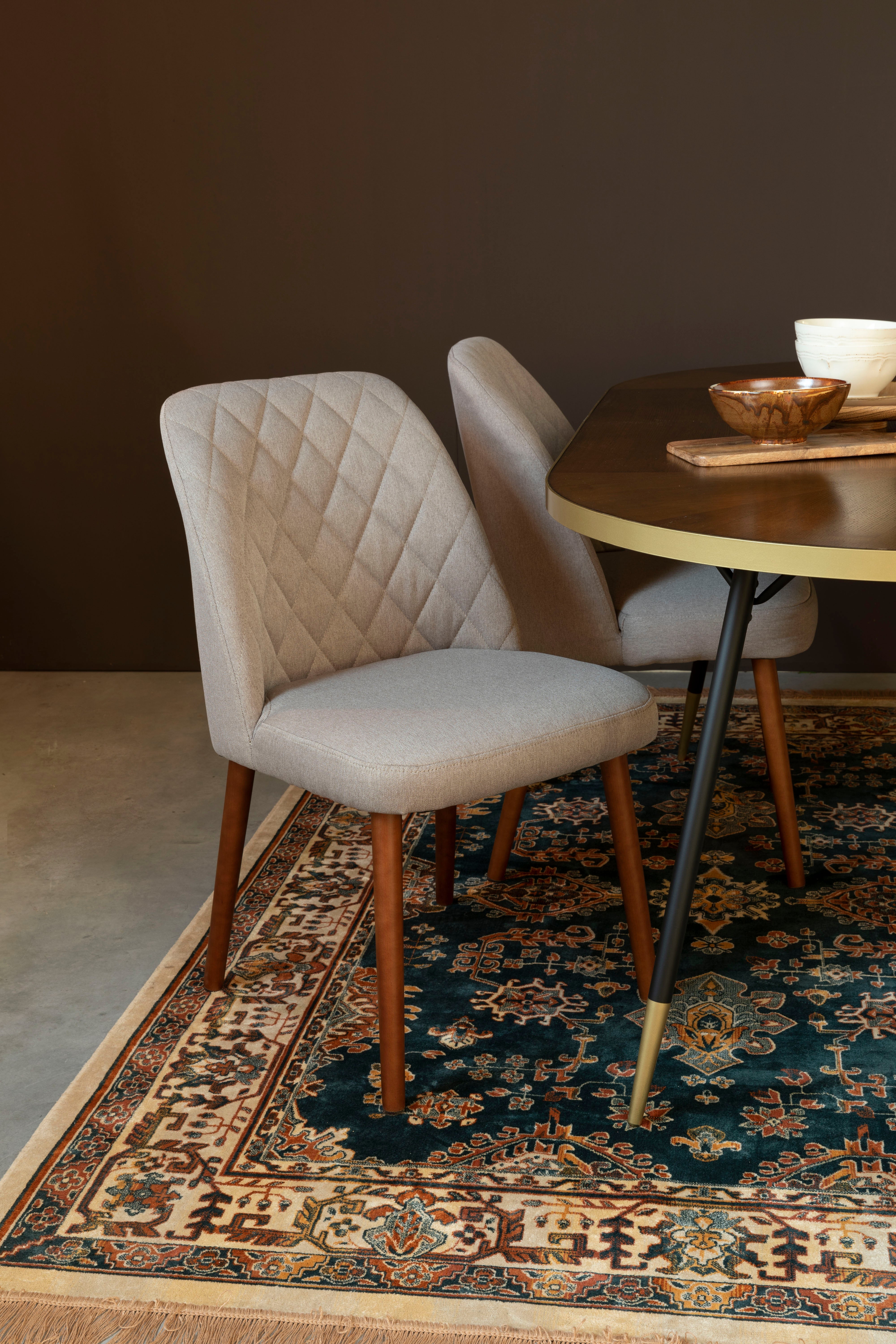 Stoel CONWAY beige met houten basis