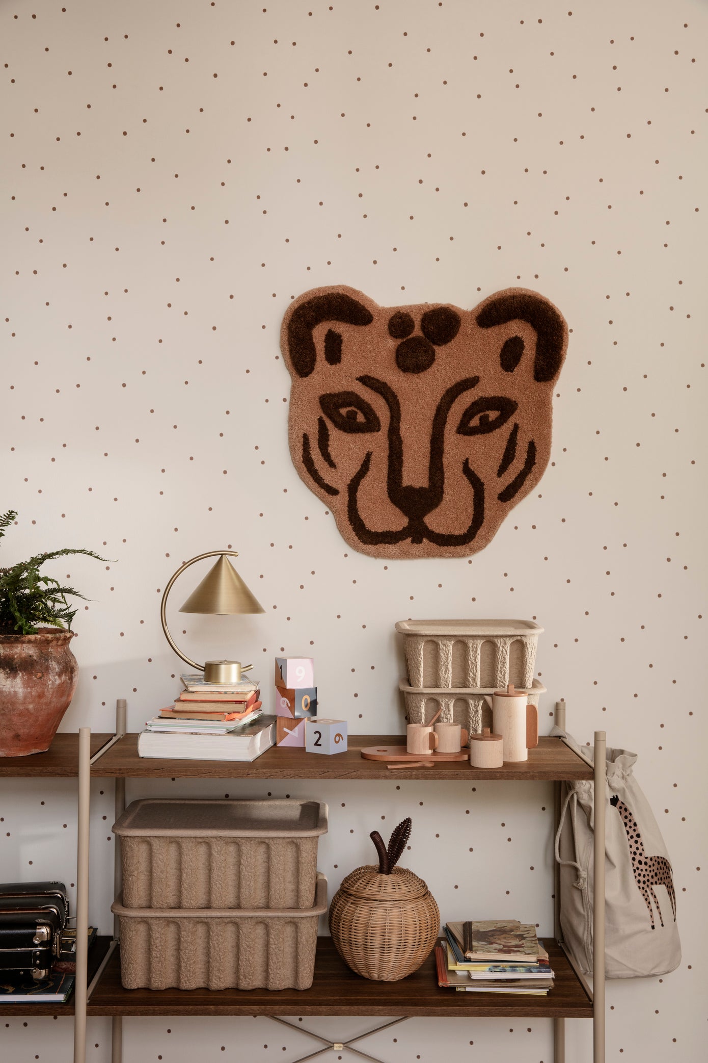MERIDIAN portable lamp brass