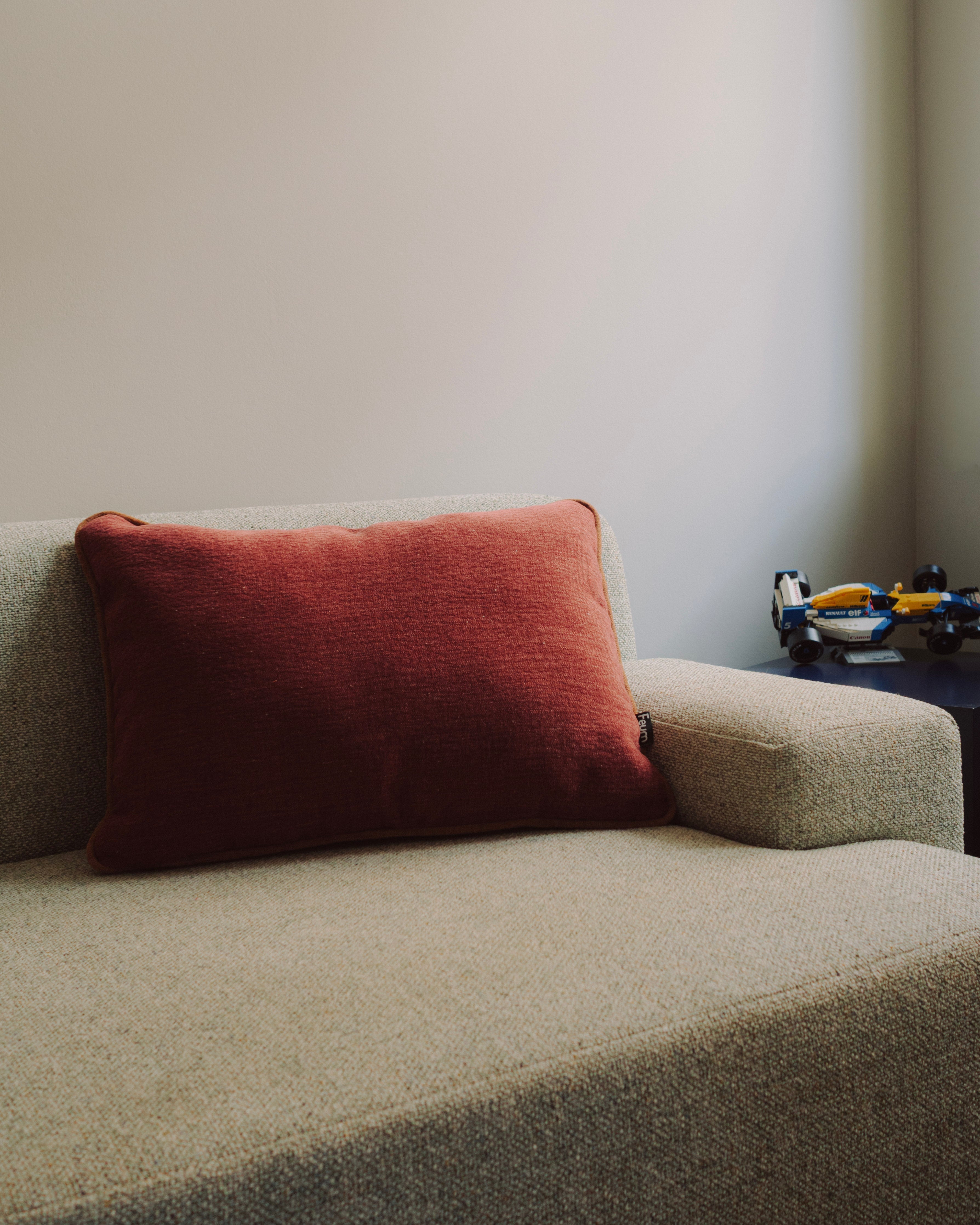 Poduszka MIU karminowa czerwień