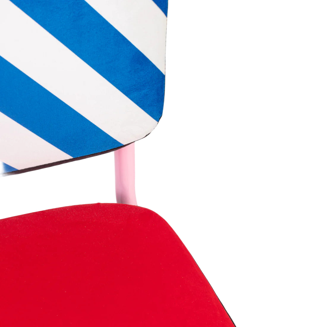 Stoel SUPERCHAIR HATCH rood met roze basis