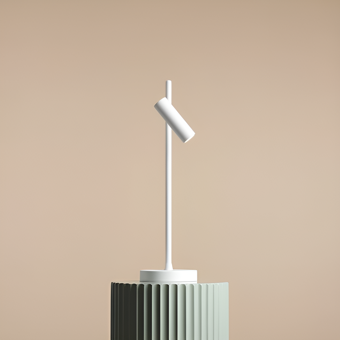 Trevo white table lamp