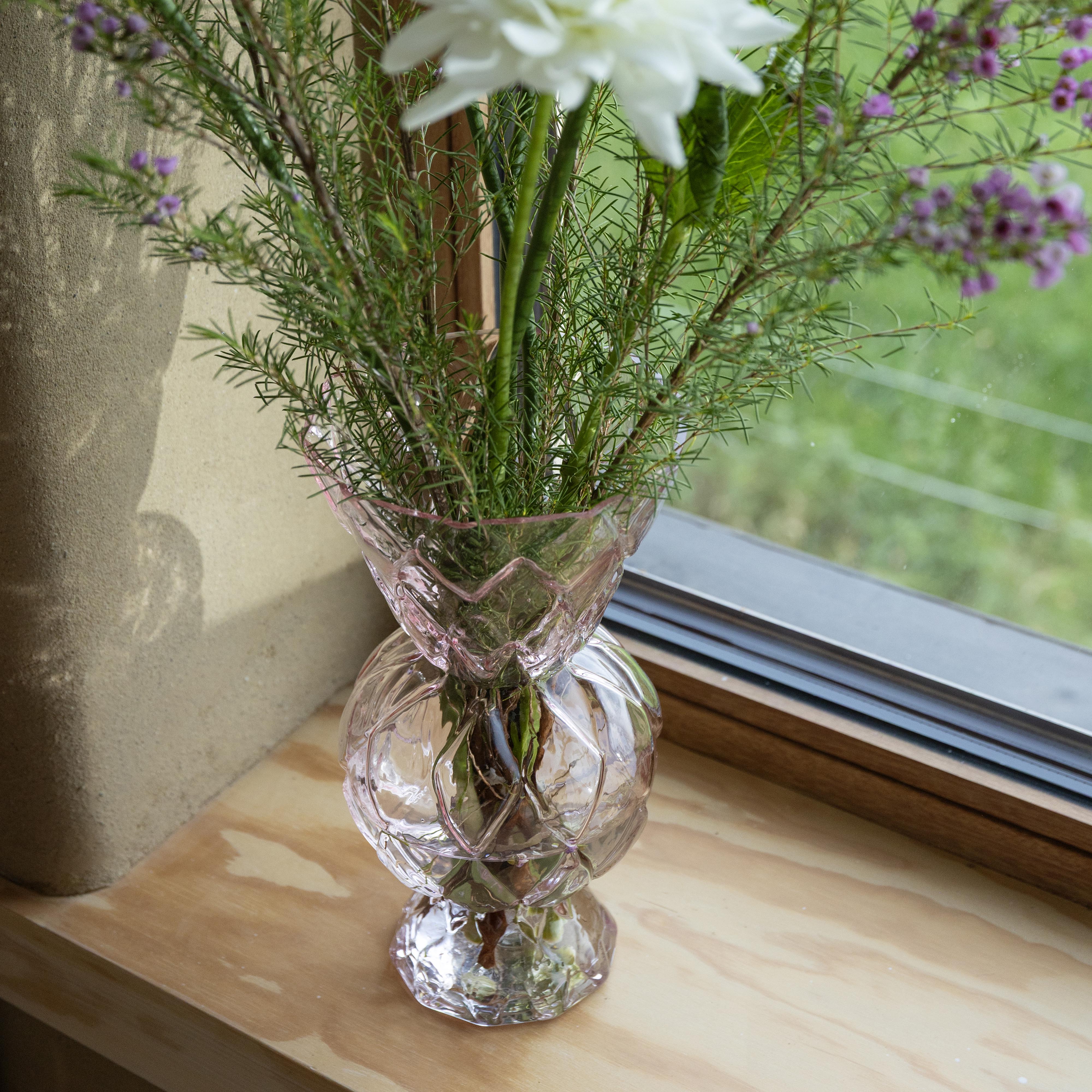 Vaas RHOMBIC roze glas