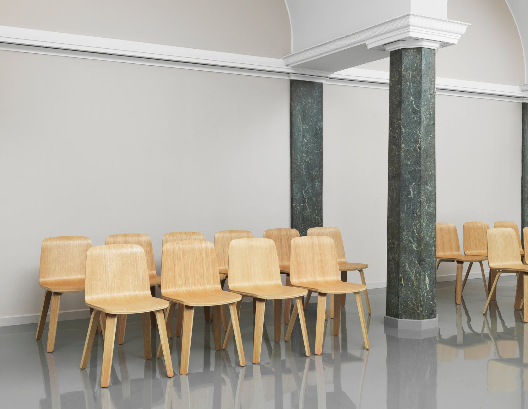 Stoel JUST eikenfineer