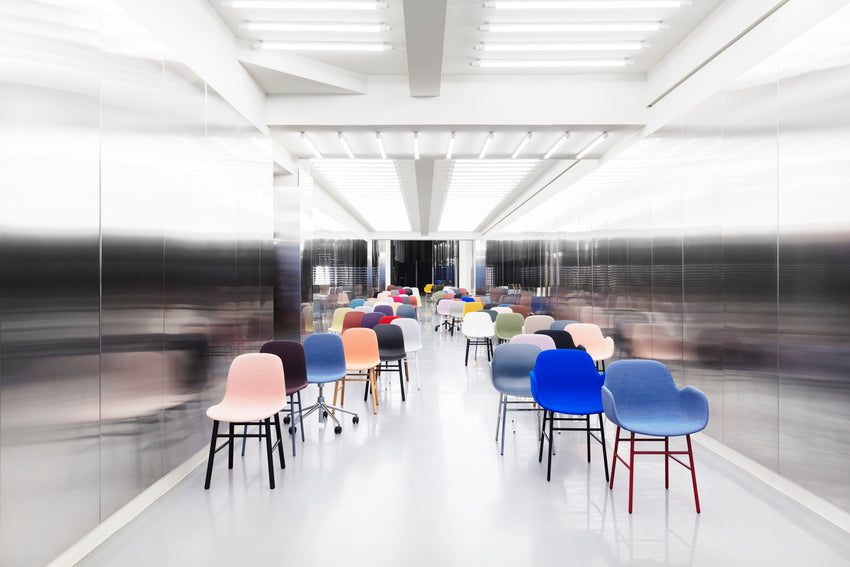 Bureau stoel met armleuningen en verstelbare FORM 5W lichtgrijs met aluminium basis