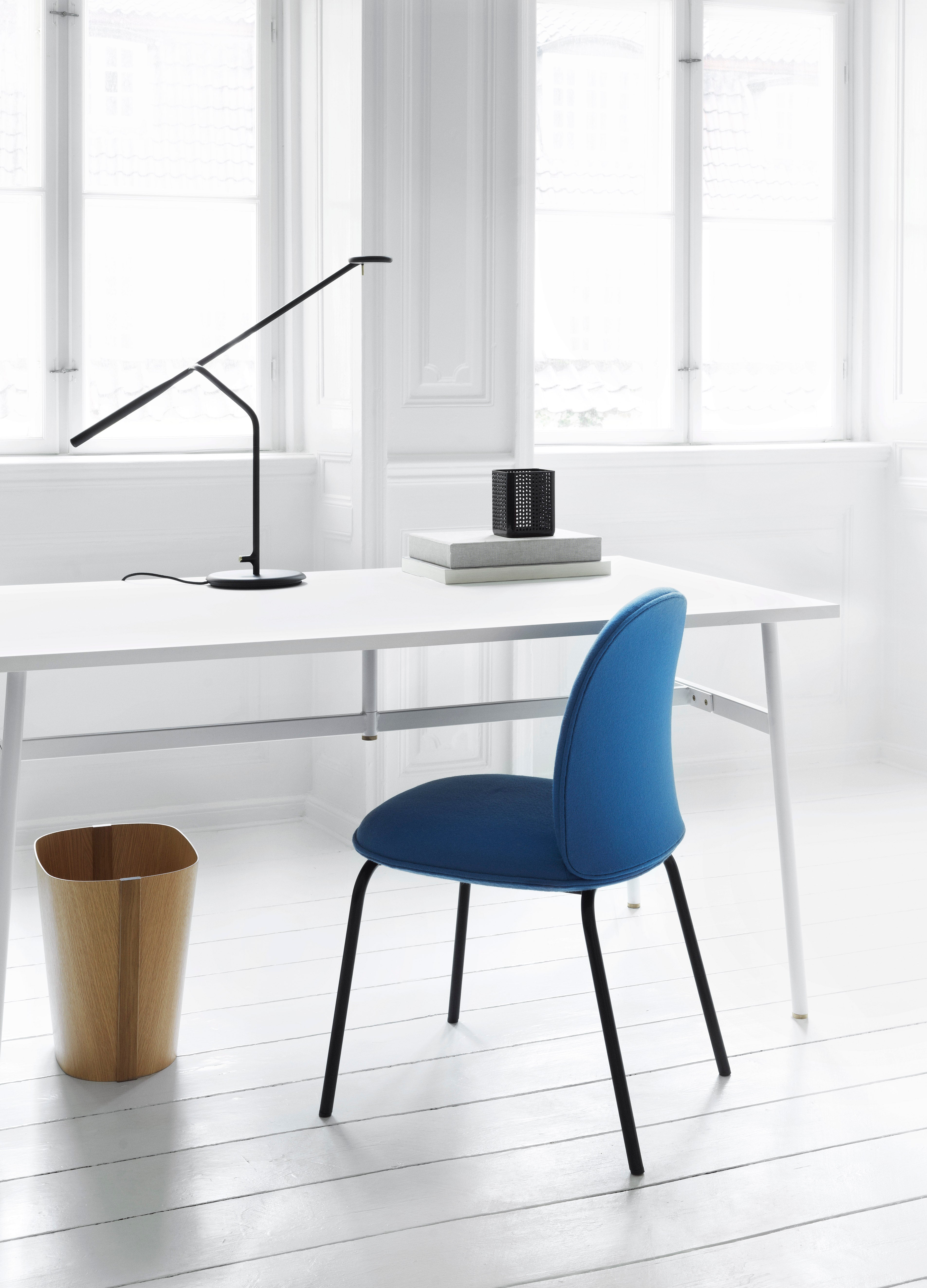 FLOW Schreibtischlampe schwarz