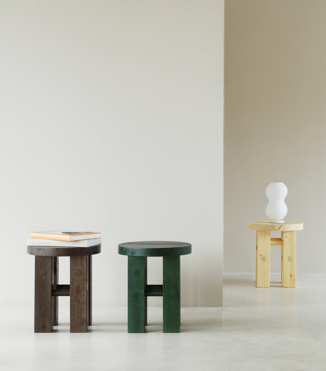 Fyr dunkelbrauner Stuhl