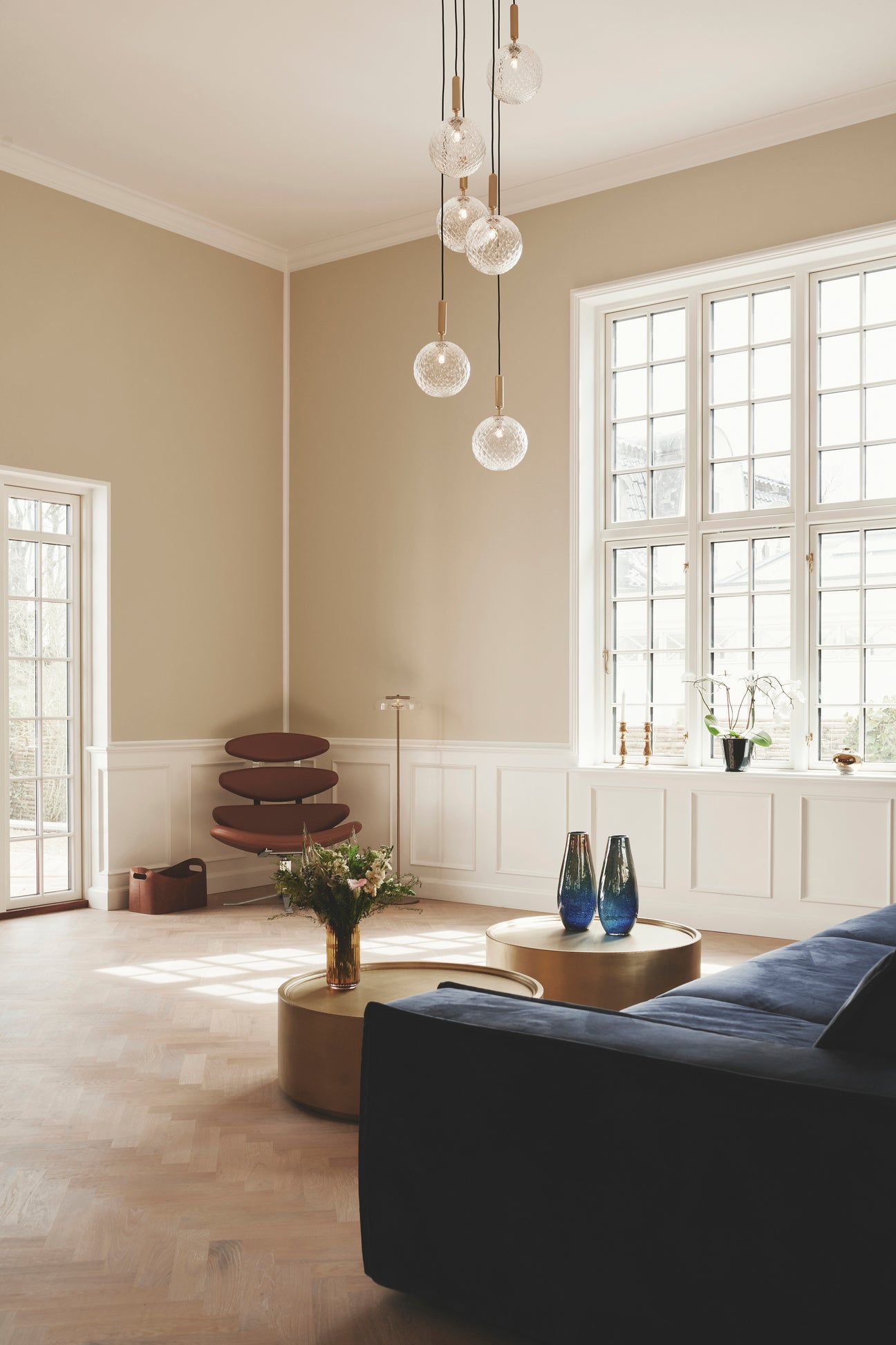 Hanglamp MIIRA 6 messing met opaalglas