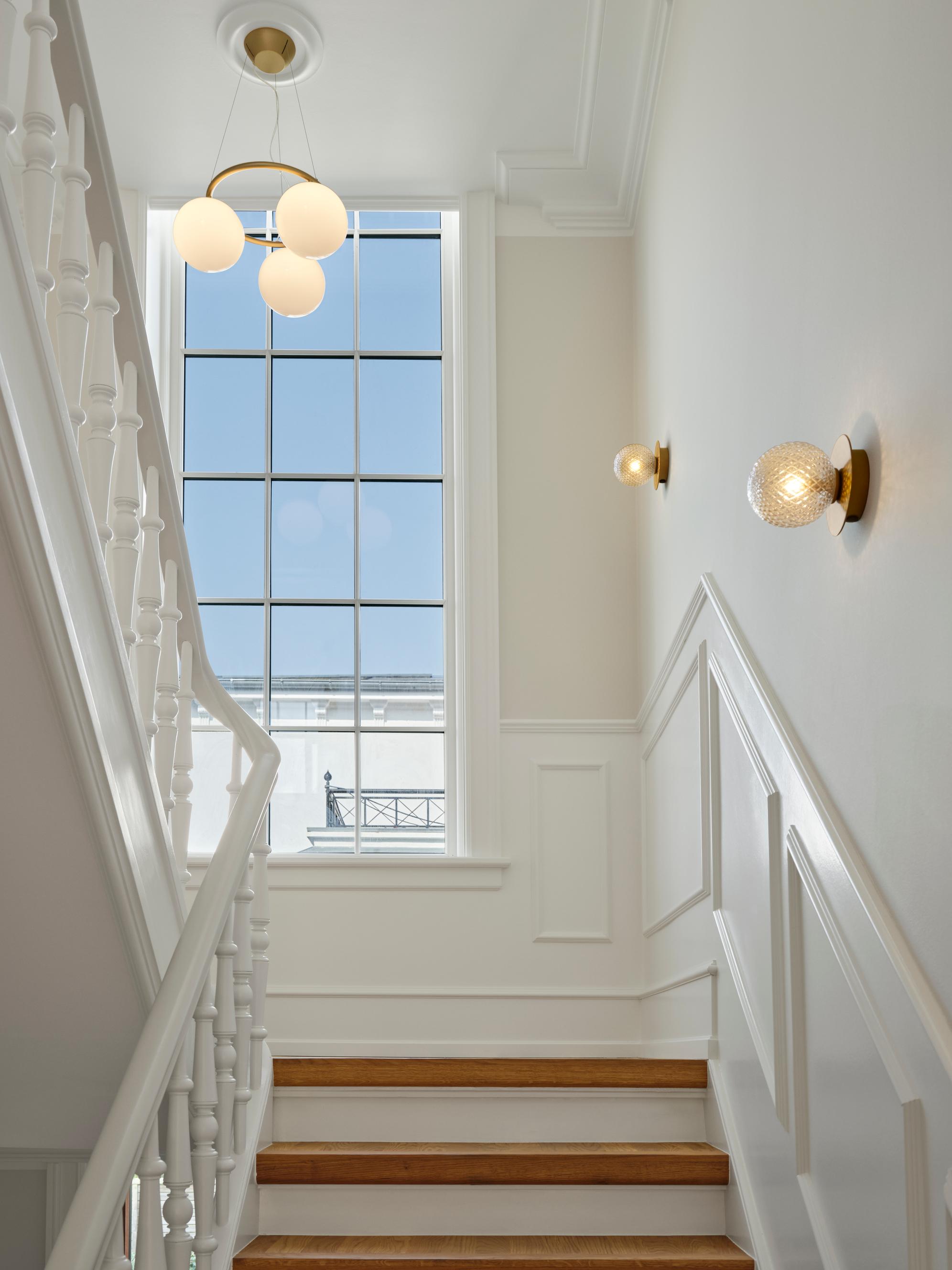 Hanglamp MIIRA 3 CIRCULAR messing met opaalglas