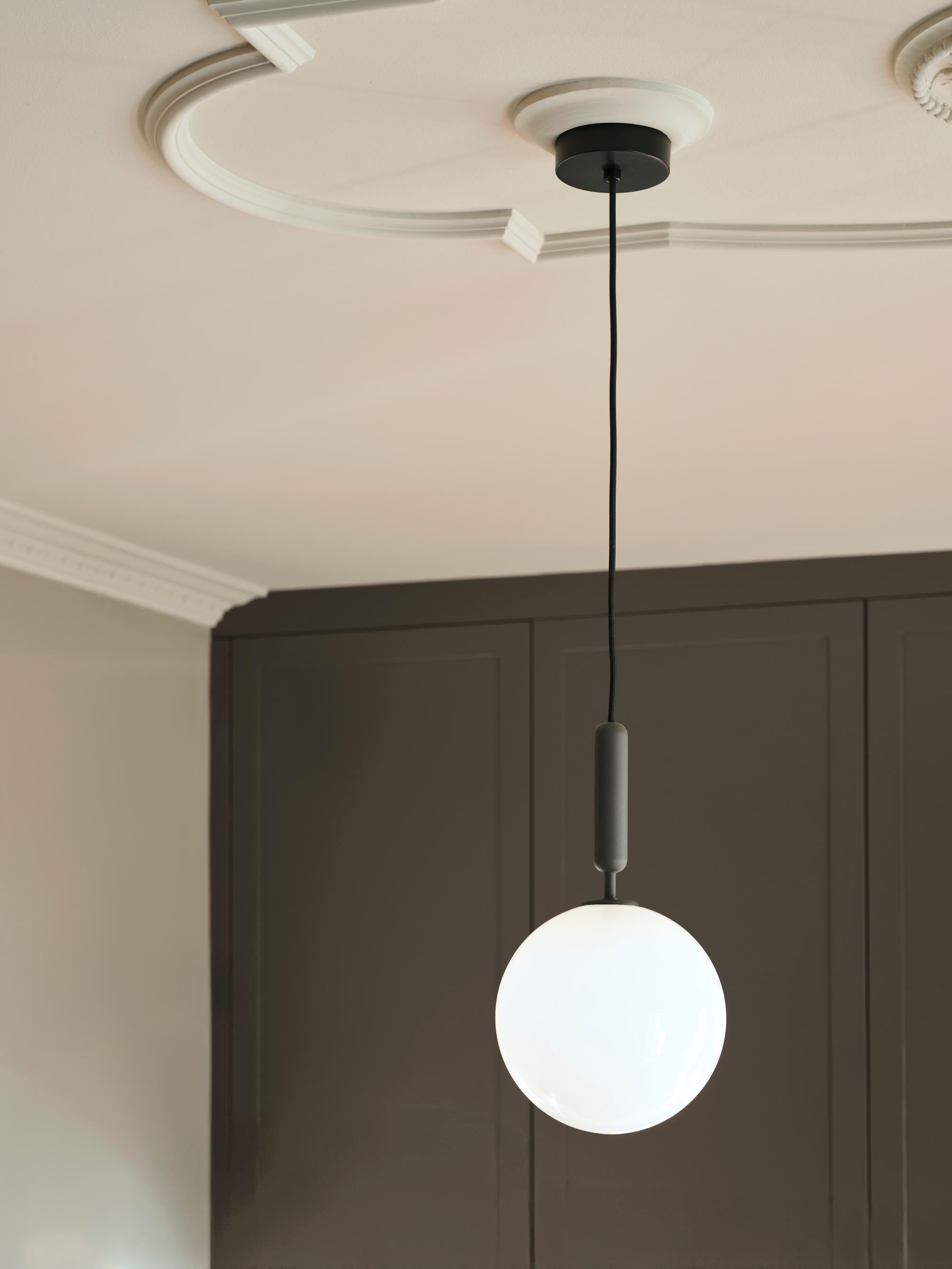 Hanglamp MIIRA grafiet met opaalglas