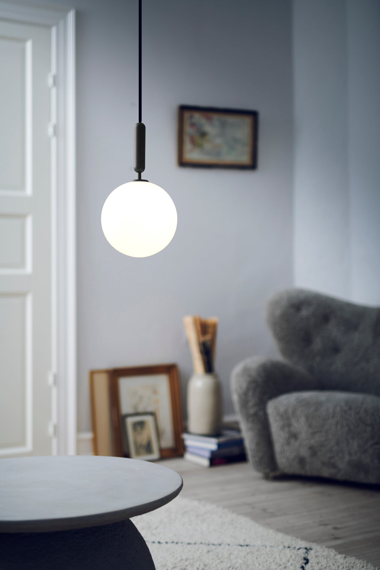 Hanglamp MIIRA grafiet met opaalglas