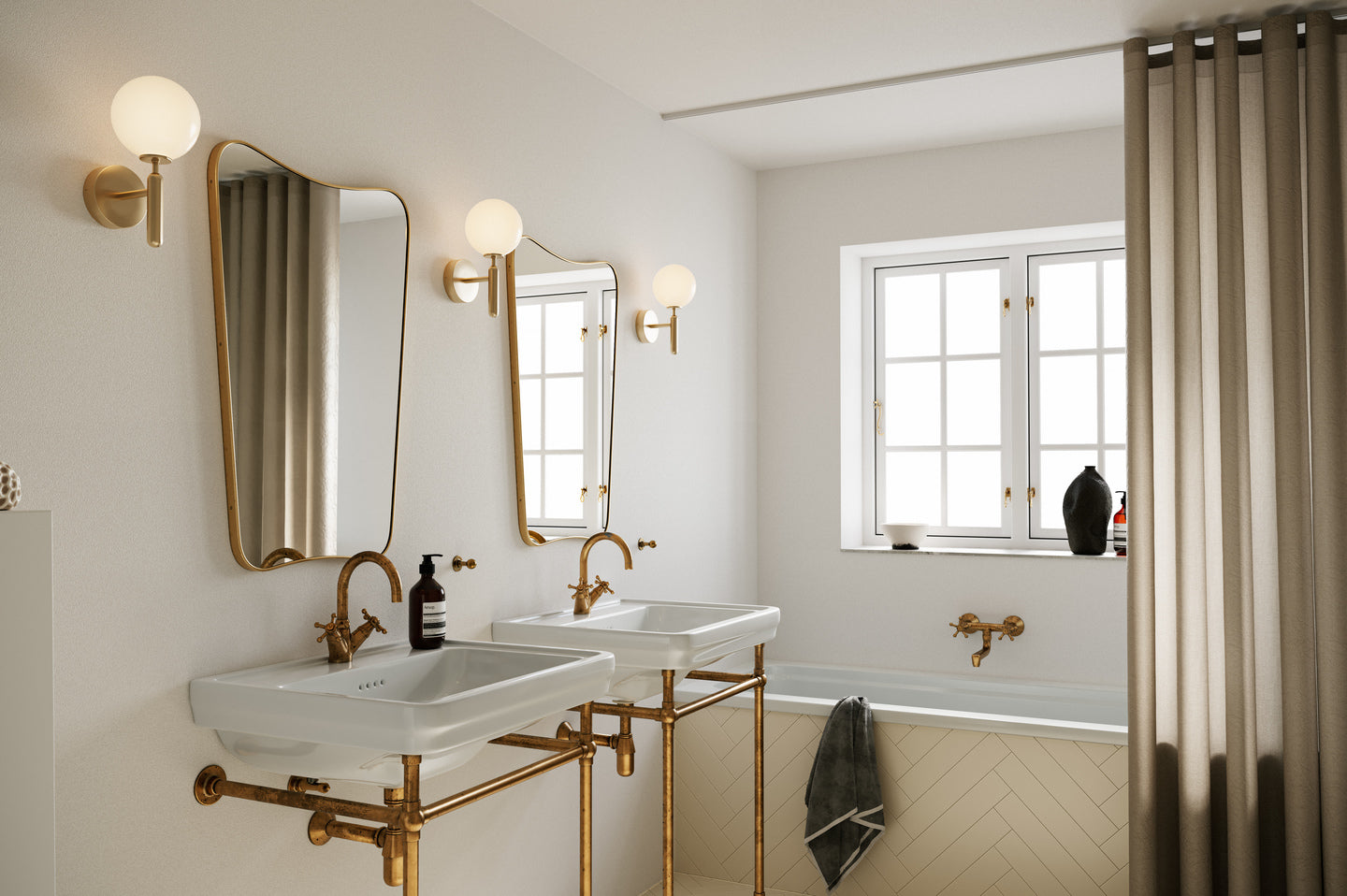 Wandlamp MIIRA messing met opaalglas