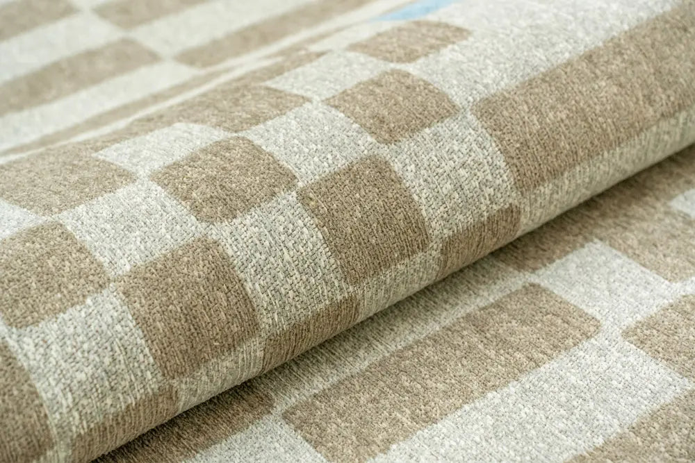 Vloerkleed CHESS GREYHOUND beige met wit en oranje