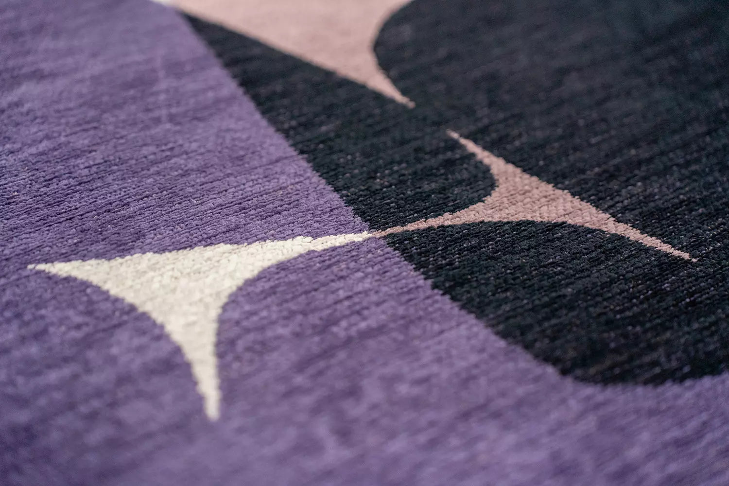 STONES Purple Rug with Black and White