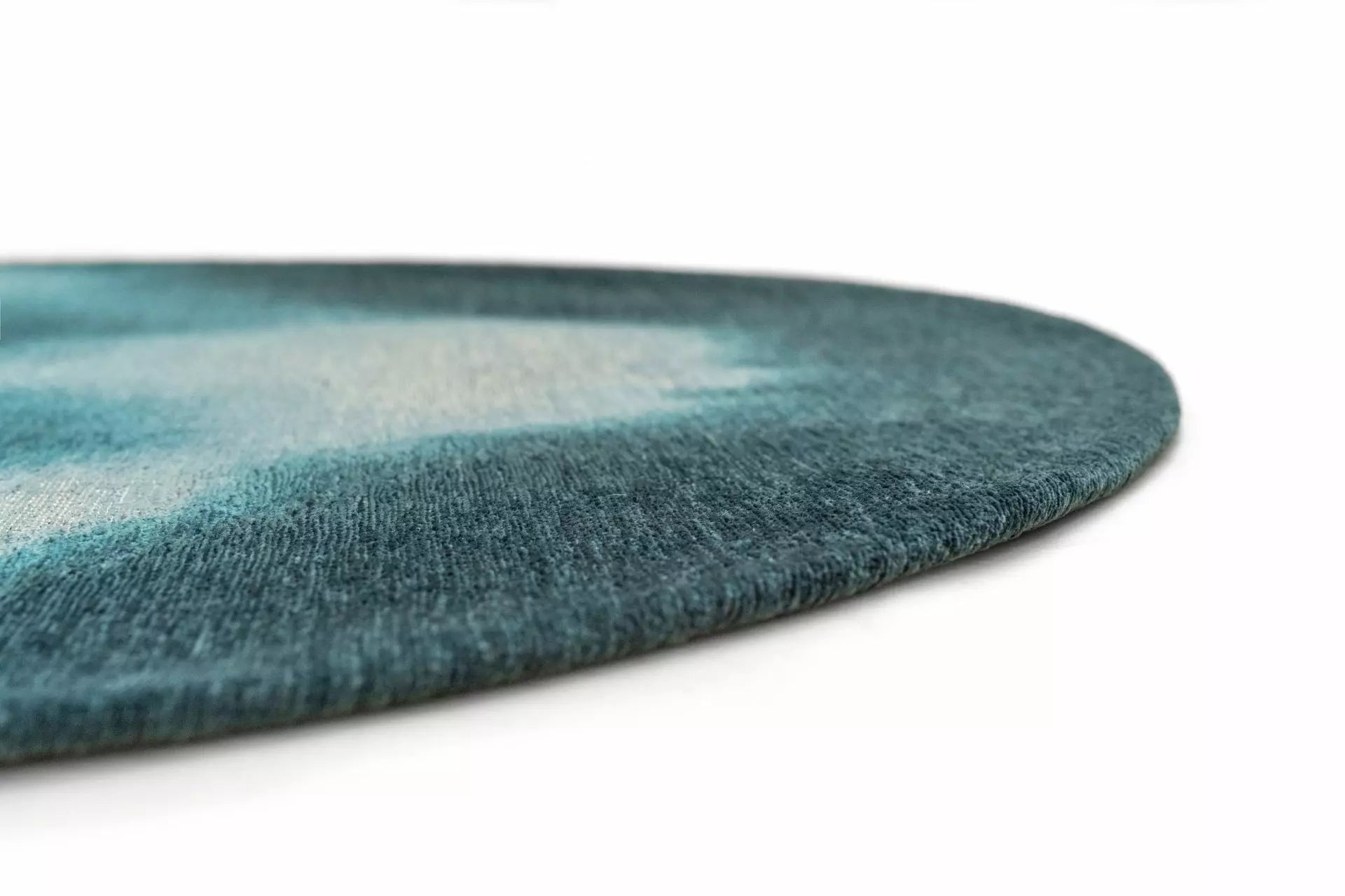 AQUARELLE LEAF oval rug in blue and gray