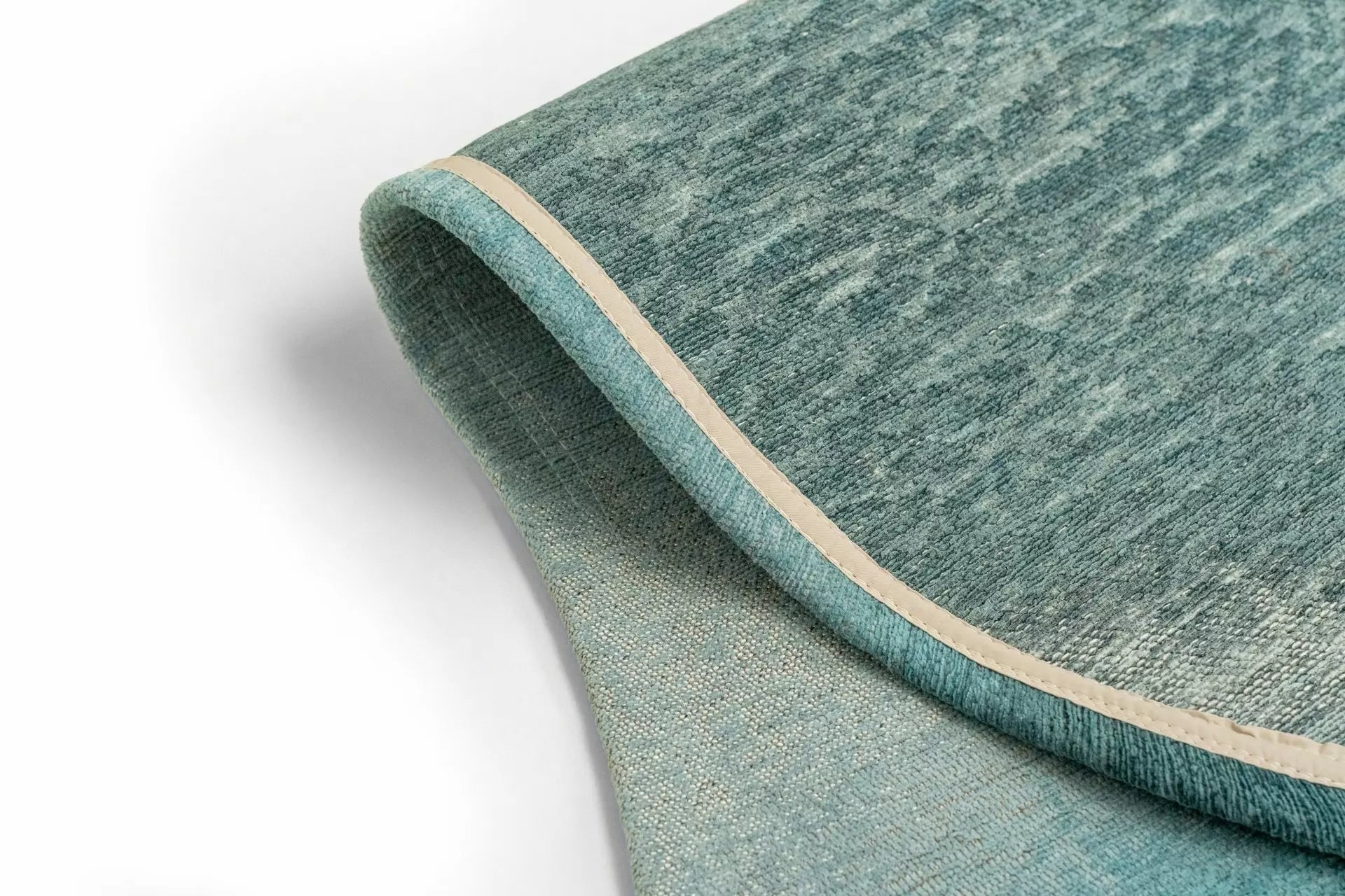 AQUARELLE LEAF oval rug in blue and gray