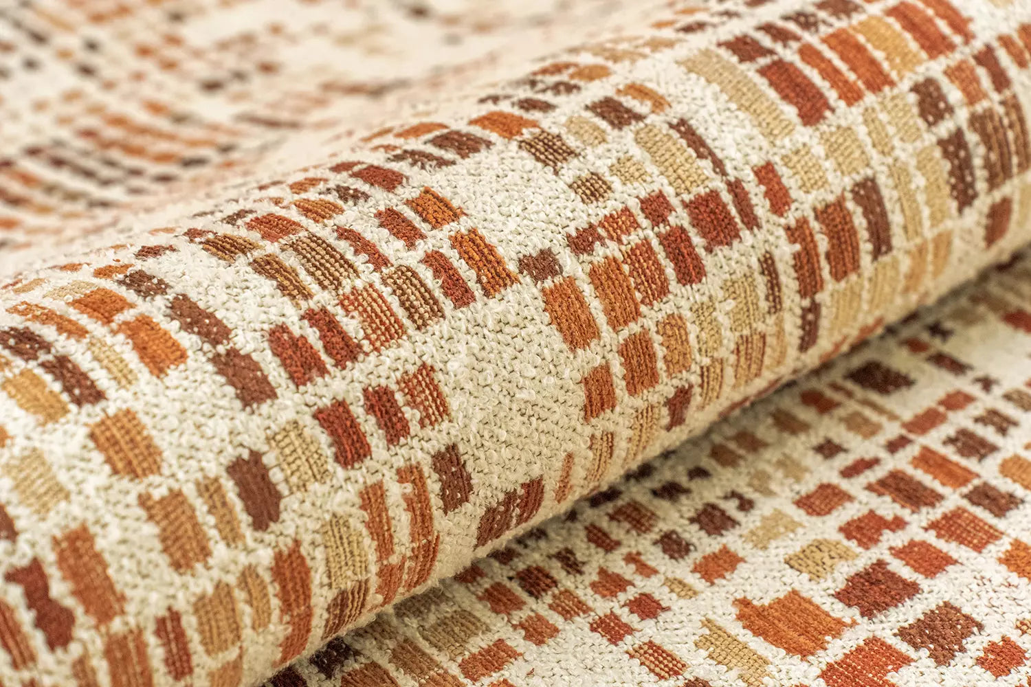 CUBIK beige vloerkleed met oranje en bordeaux