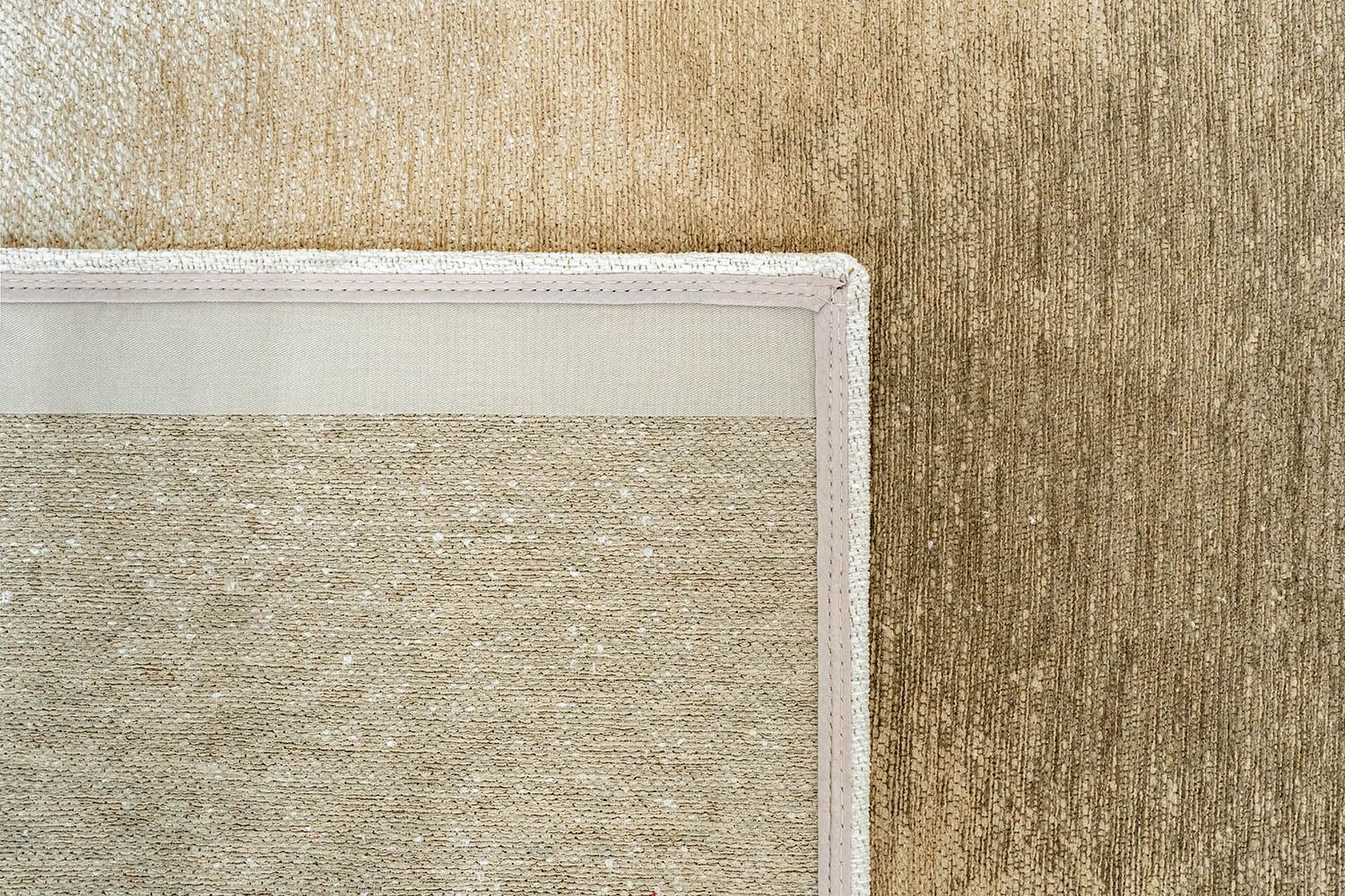 Vloerkleed DROP wit met crème