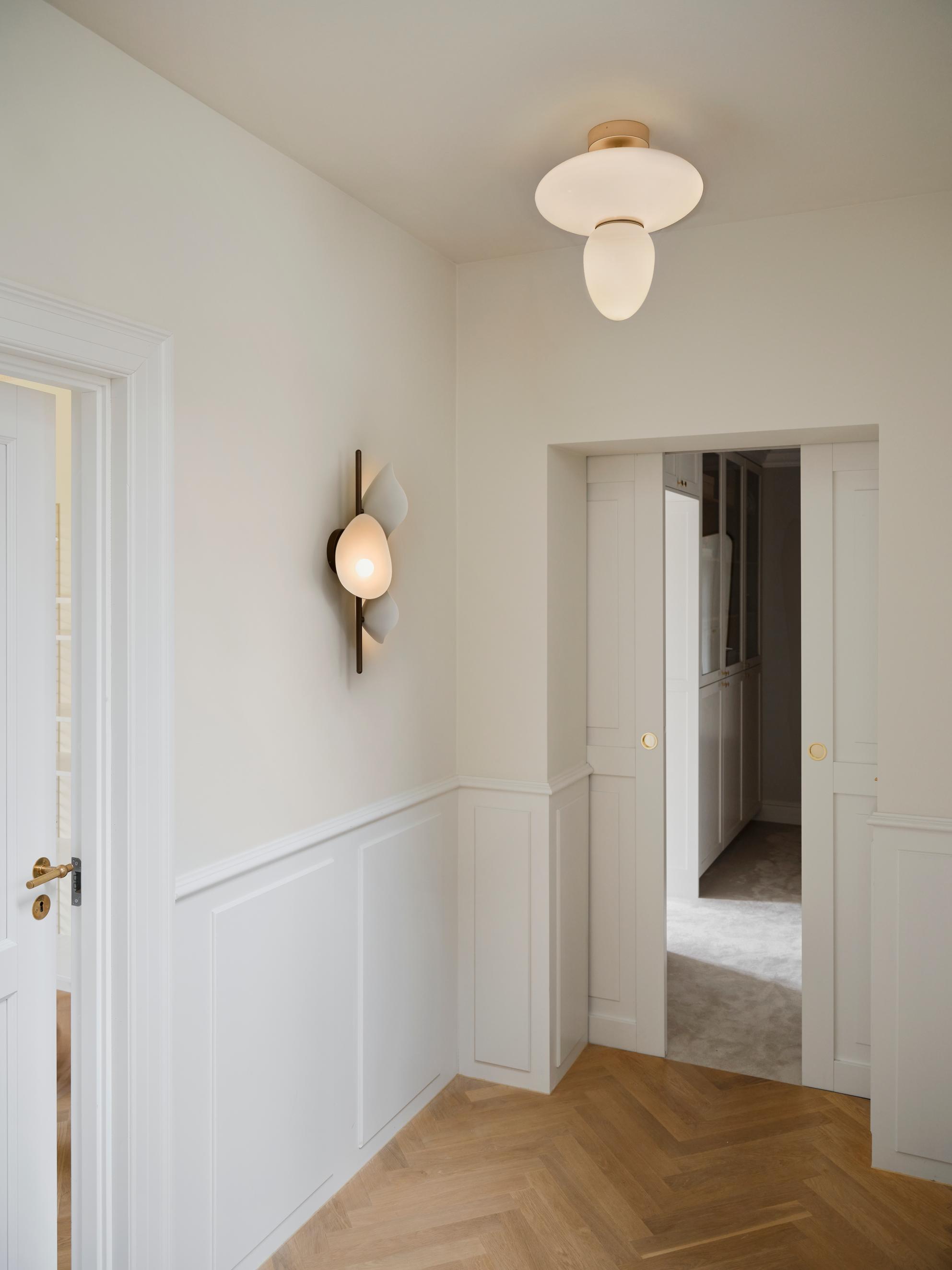 Plafondlamp RIZZATTO 42 messing met opaalglas