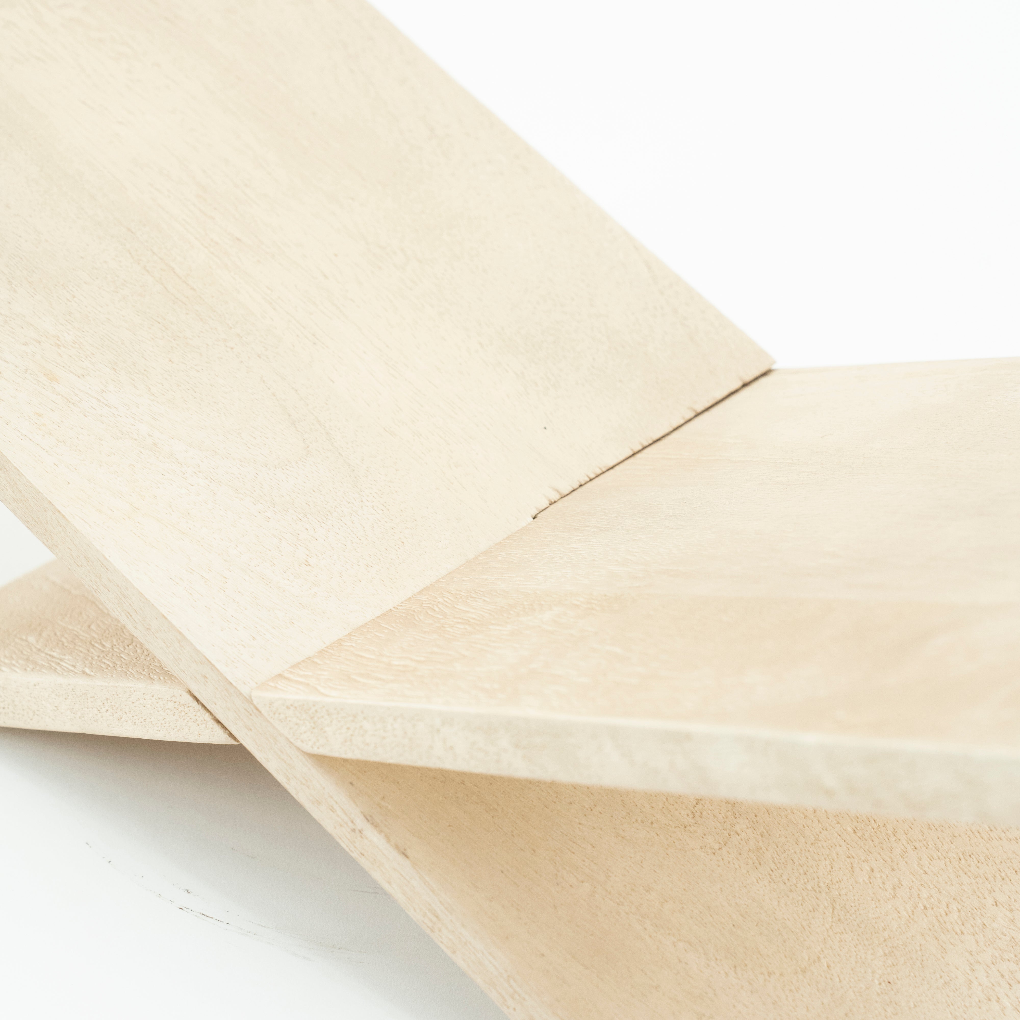 Buchständer TEE helles Mangoholz