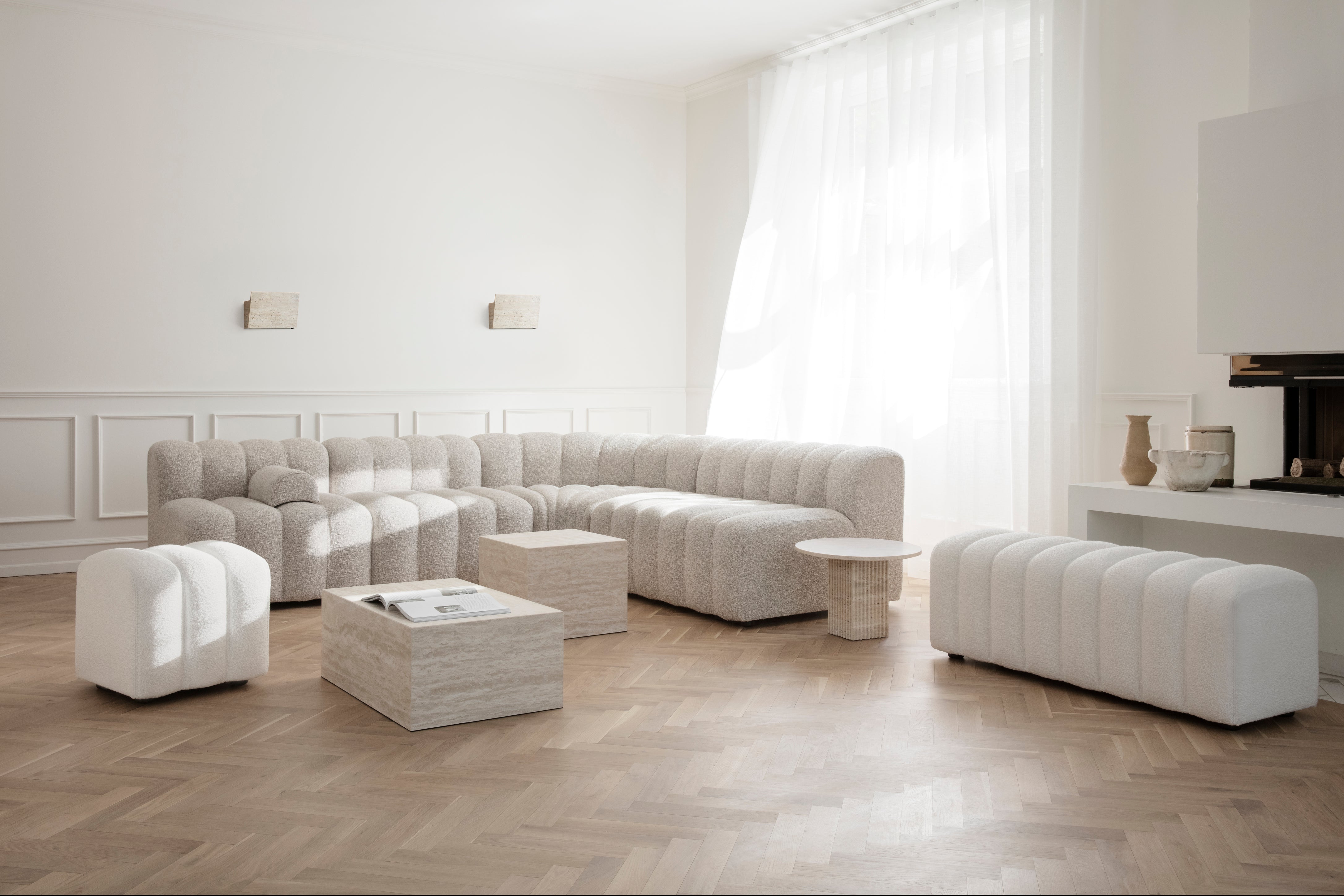 Cafétafel CUBISM grijs travertijn