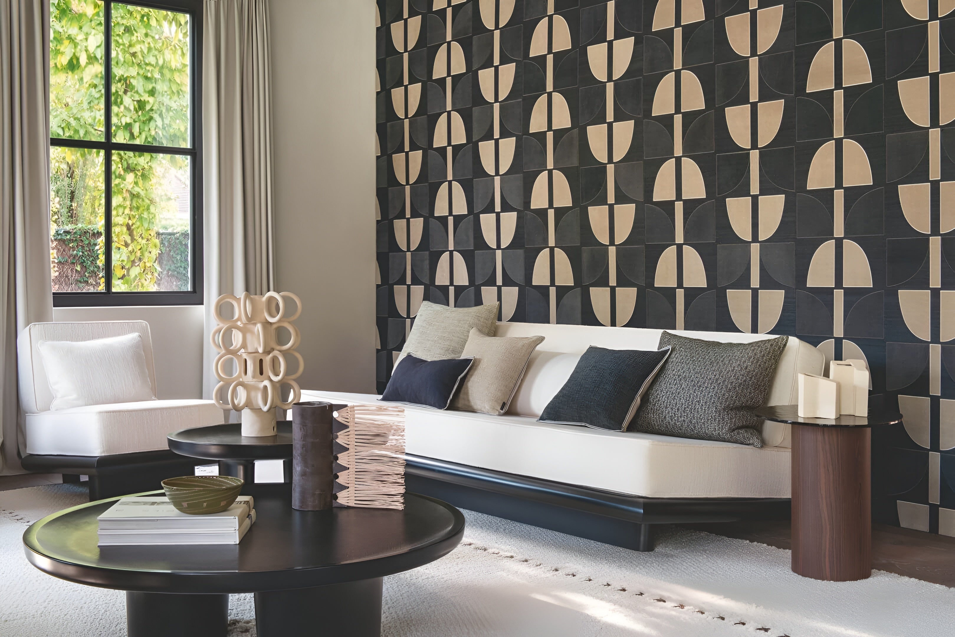 Plant fiber wallpaper with geometric pattern HIKARI - NOIR TAUPE black with bronze and navy