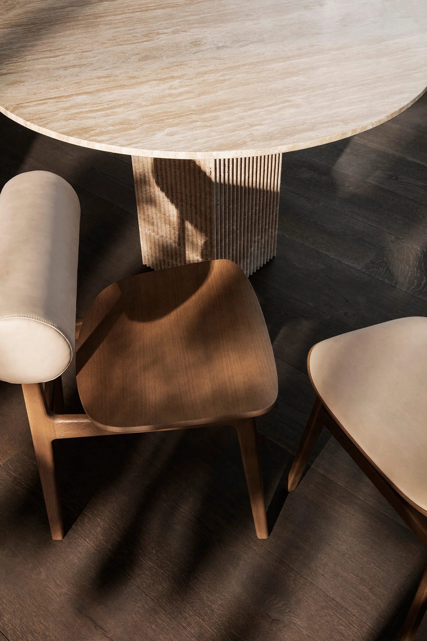 Stoel TOTEM eikenhout