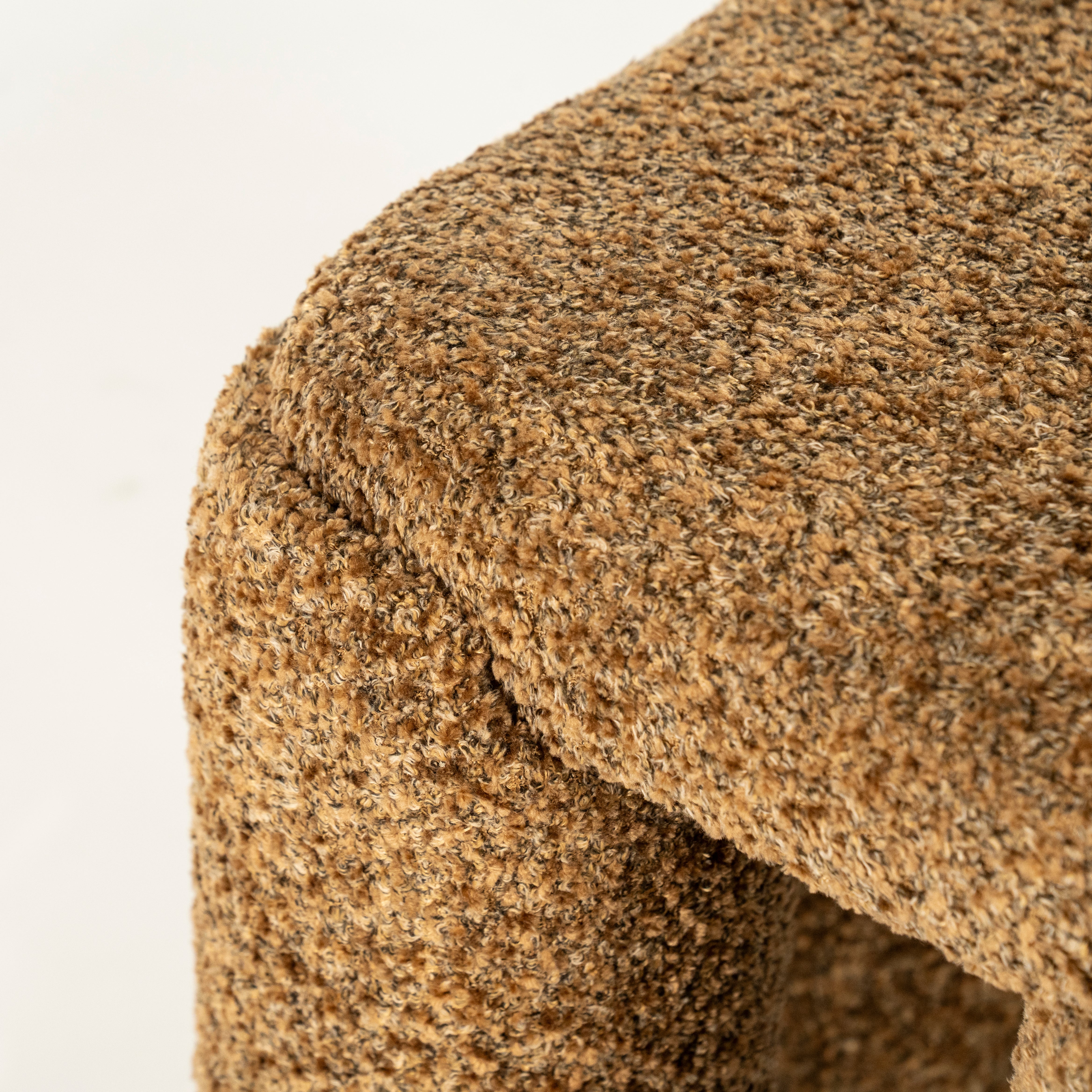 Stool OMLA mosterdkleurig