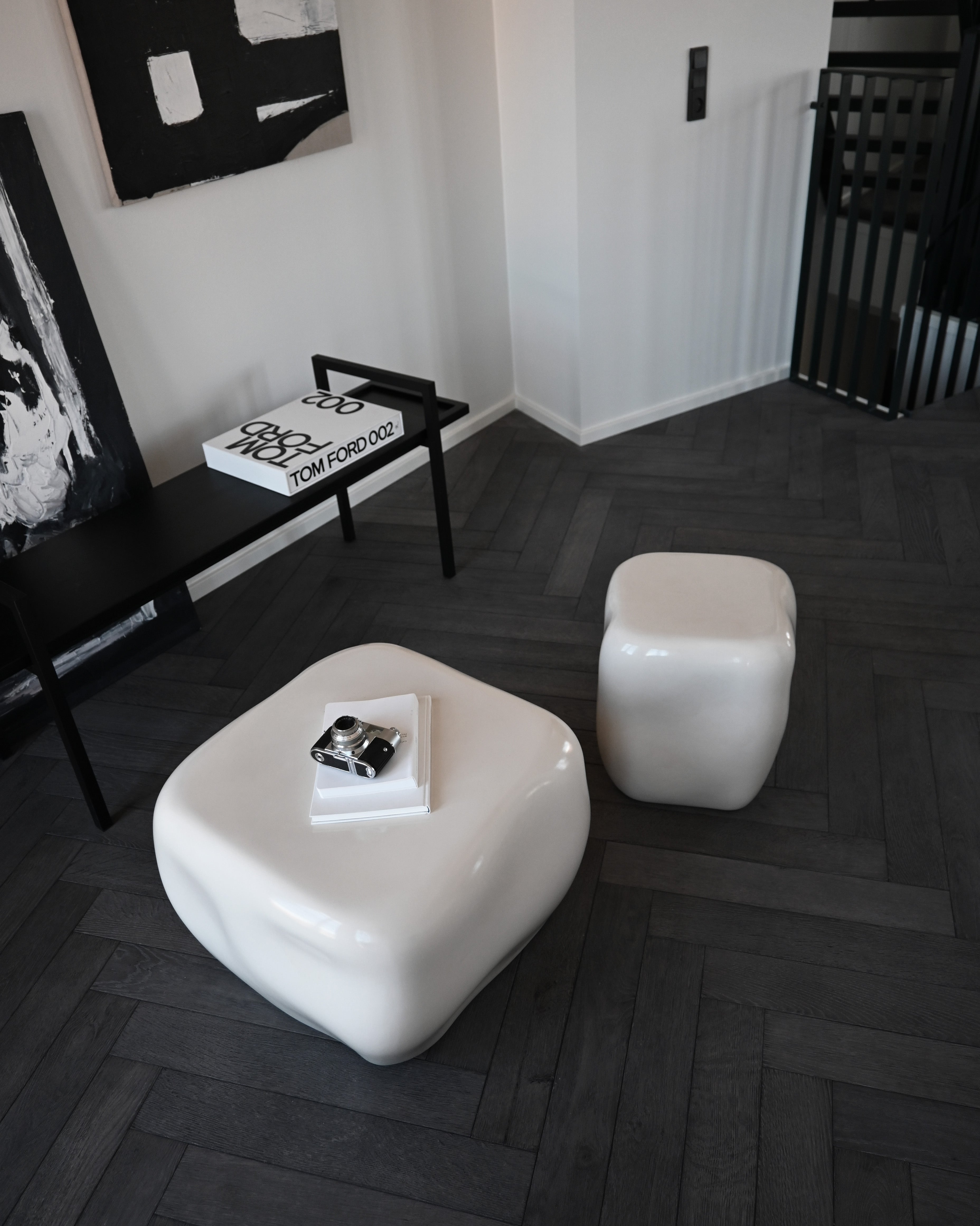 Koffietafel ISHI witte keramiek