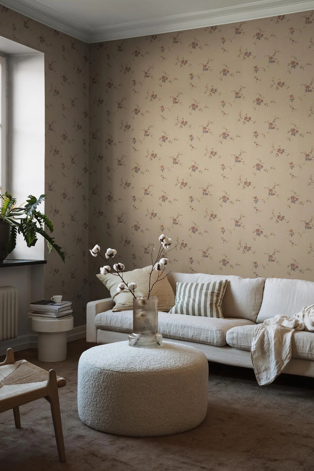 Behang met plantenmotief SAGA bruin met bordeaux