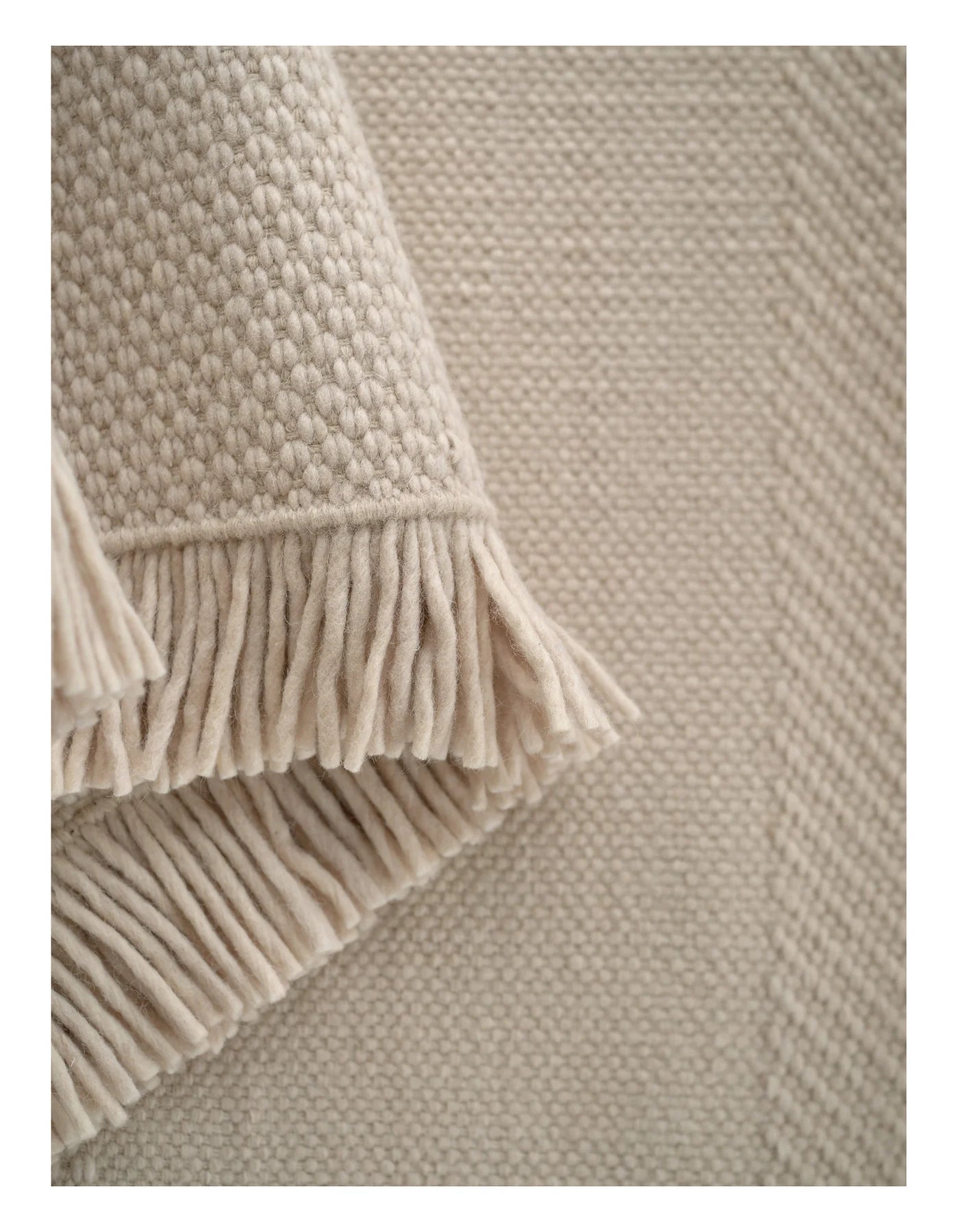 SILENT PATCH Beige Rug