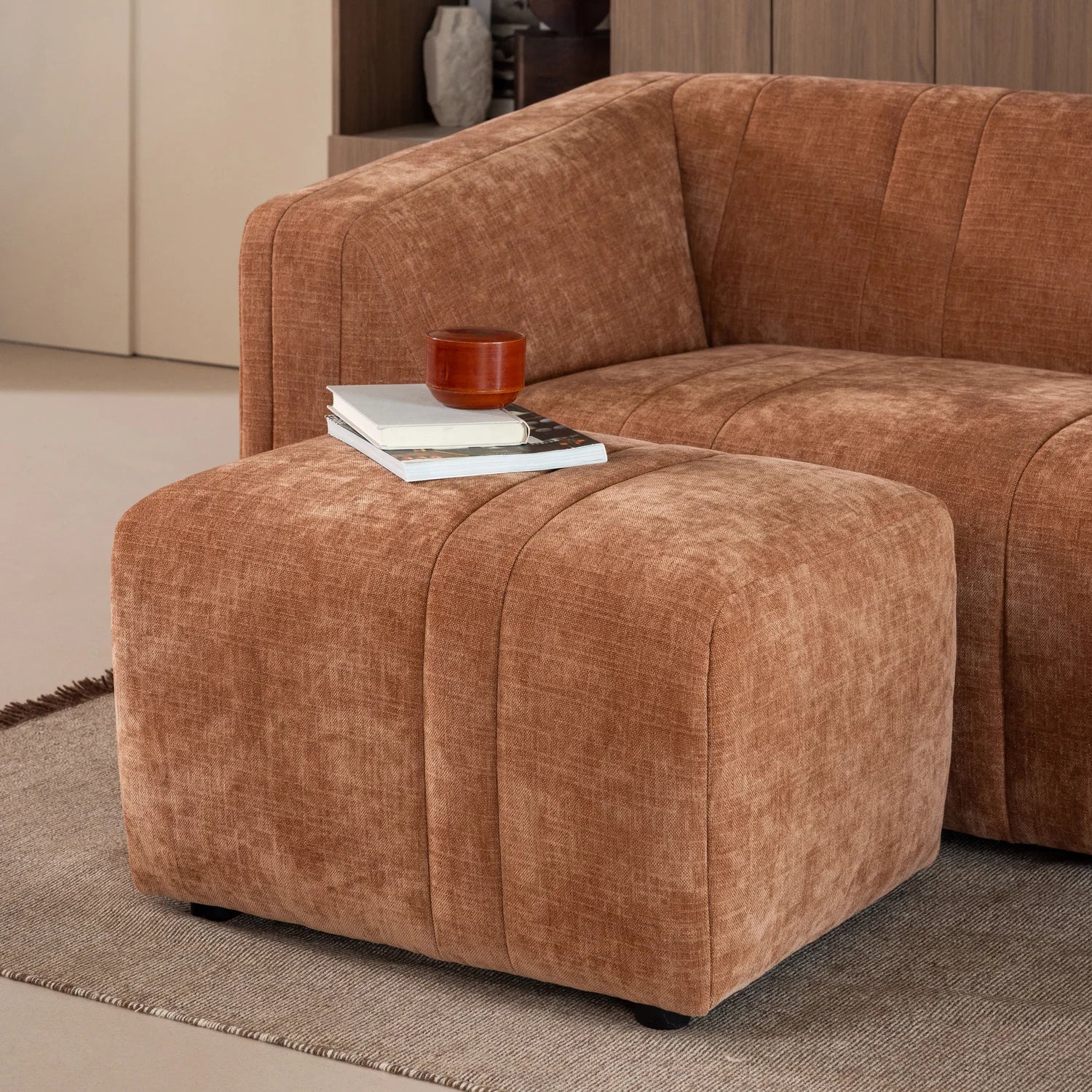 Puf OMAIRE bruin chenille