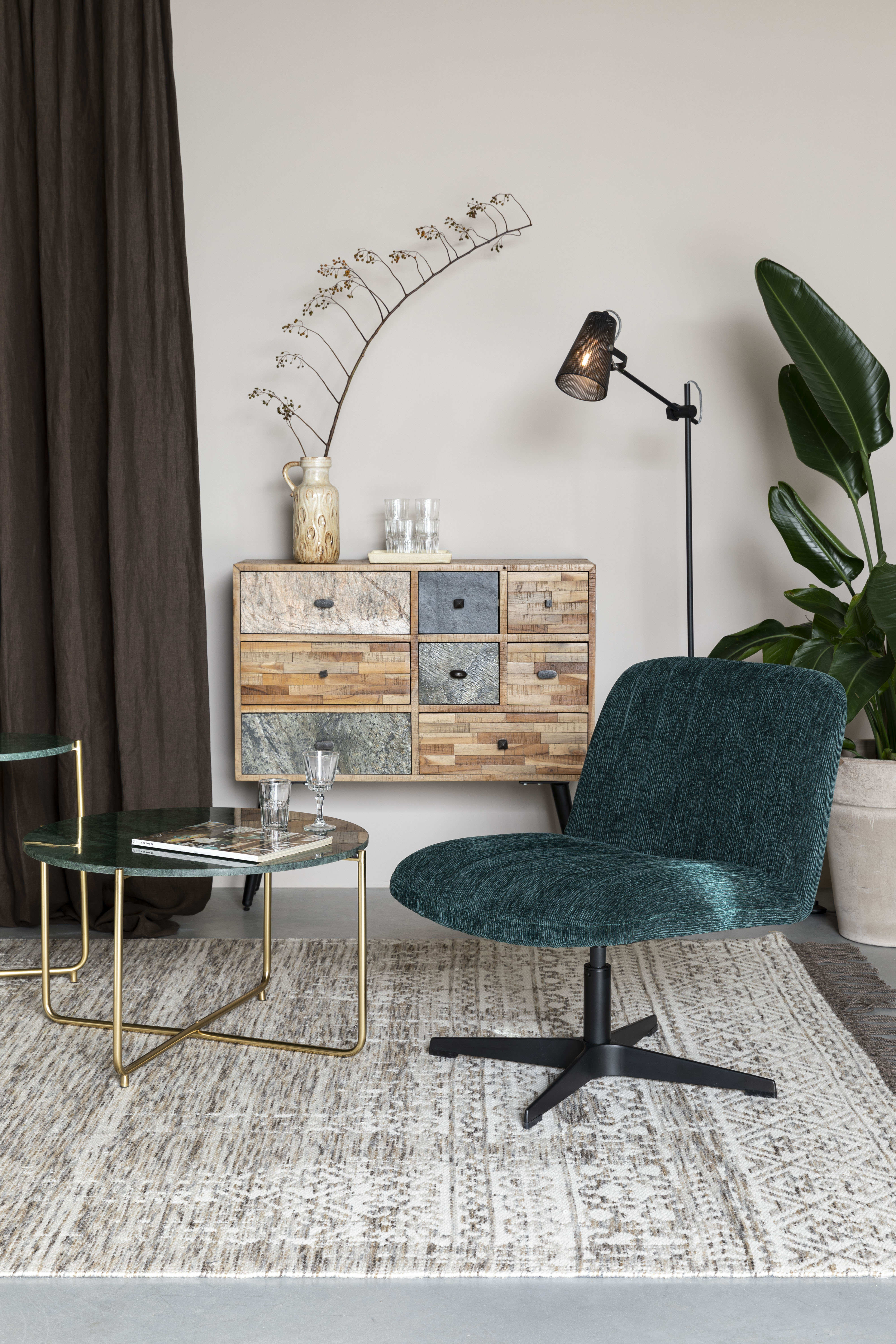 Chest of drawers san wood