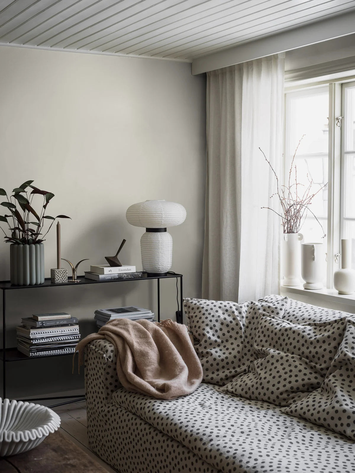 Tapeta strukturalna imitująca len LINEN - LIGHT LINEN jasny szary, marka Boråstapeter