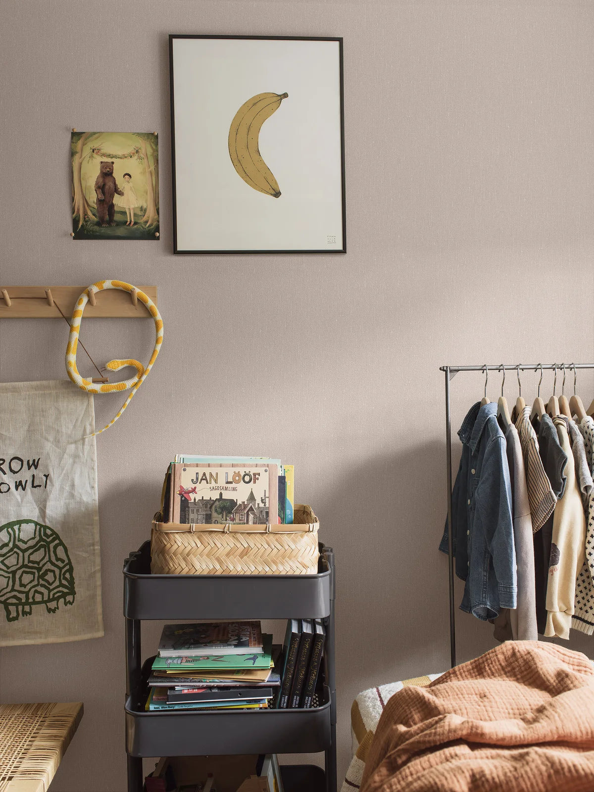 Structuurbehang dat linnen imiteert LINEN - SOFT BLUSH lichtroze