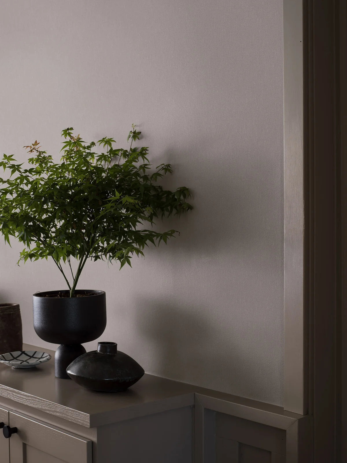 Structuurbehang dat linnen imiteert LINEN - HEATHER grijs