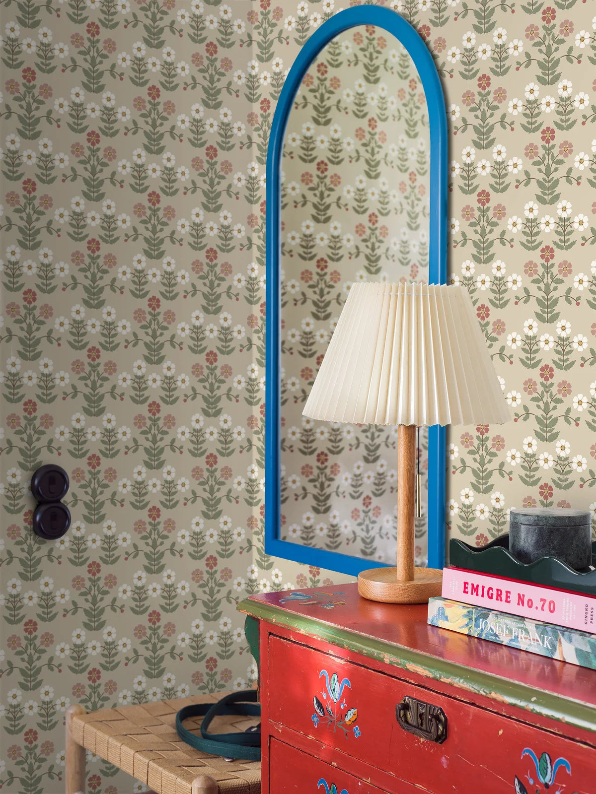Beige wandtapijt met bloemenmotief SIPPOR bruin met wit