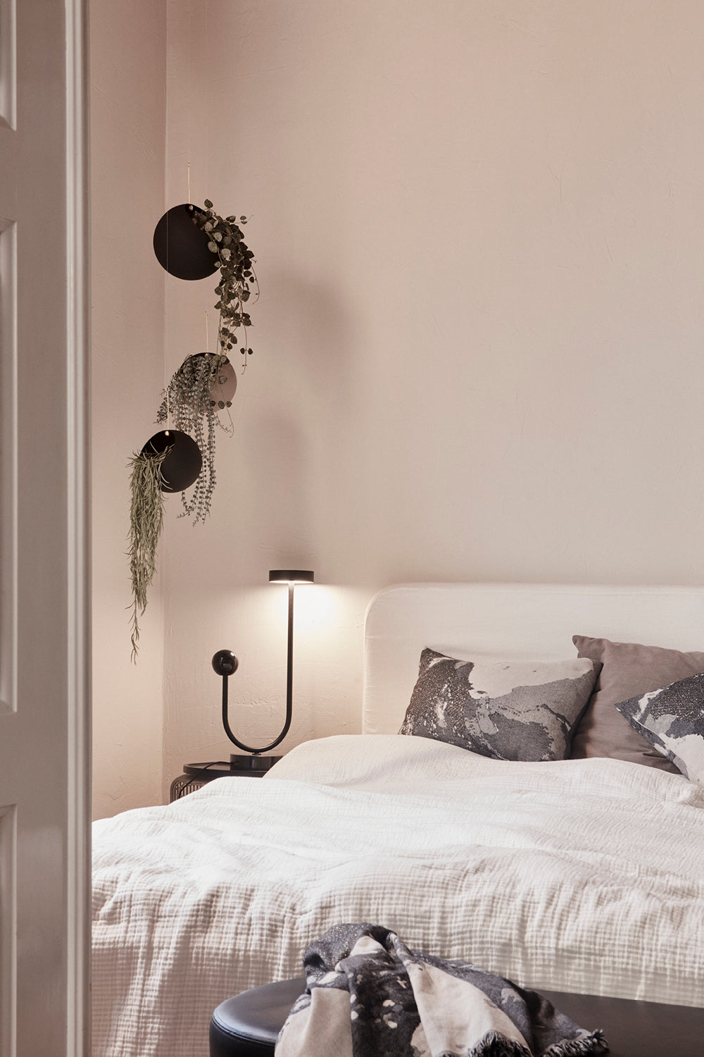 Hängende Blumentopf GLOBE taupe