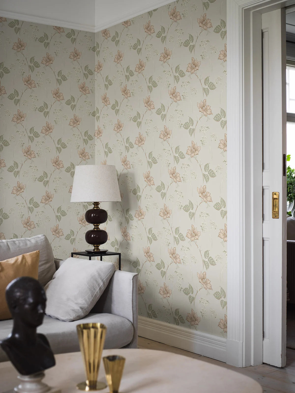 Behang met bloemenmotief VALBORG beige met groen