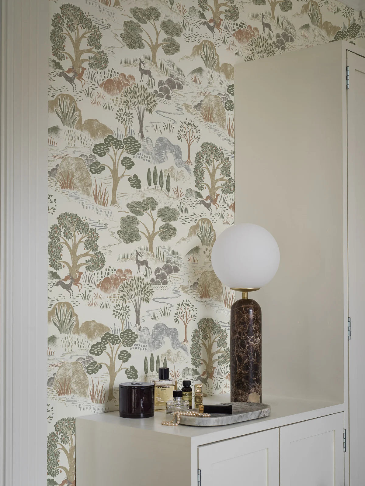 Tapete mit Pflanzenlandschaft DIANA weiß mit grün