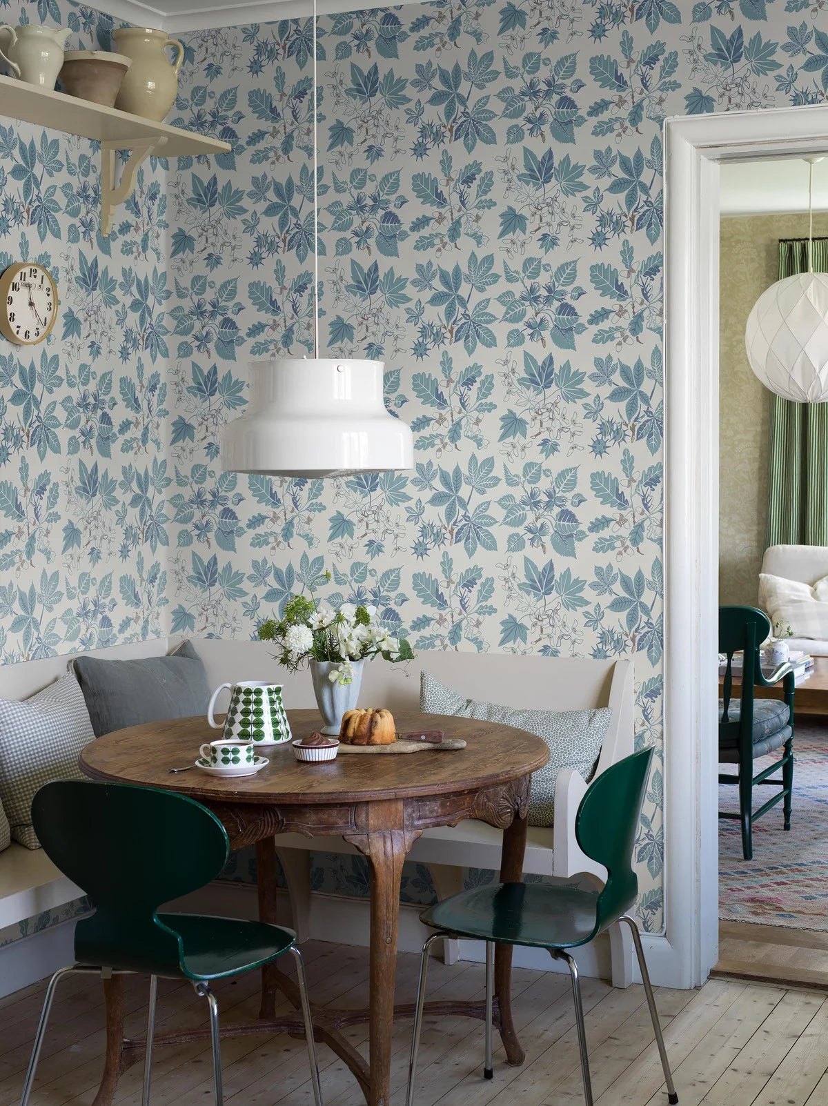 Cream floral leaf wallpaper ARBORETUM with blue accents