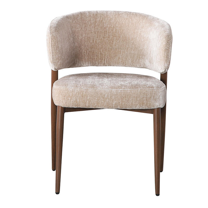 Beige FUJI stoel met een donkere houten basis