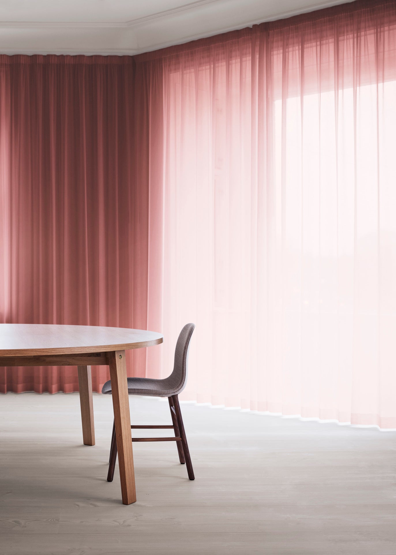 Slice Vol.2 Runder Tisch