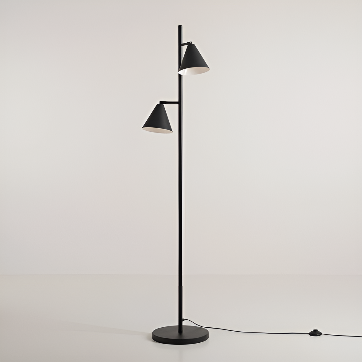 Duo black floor lamp