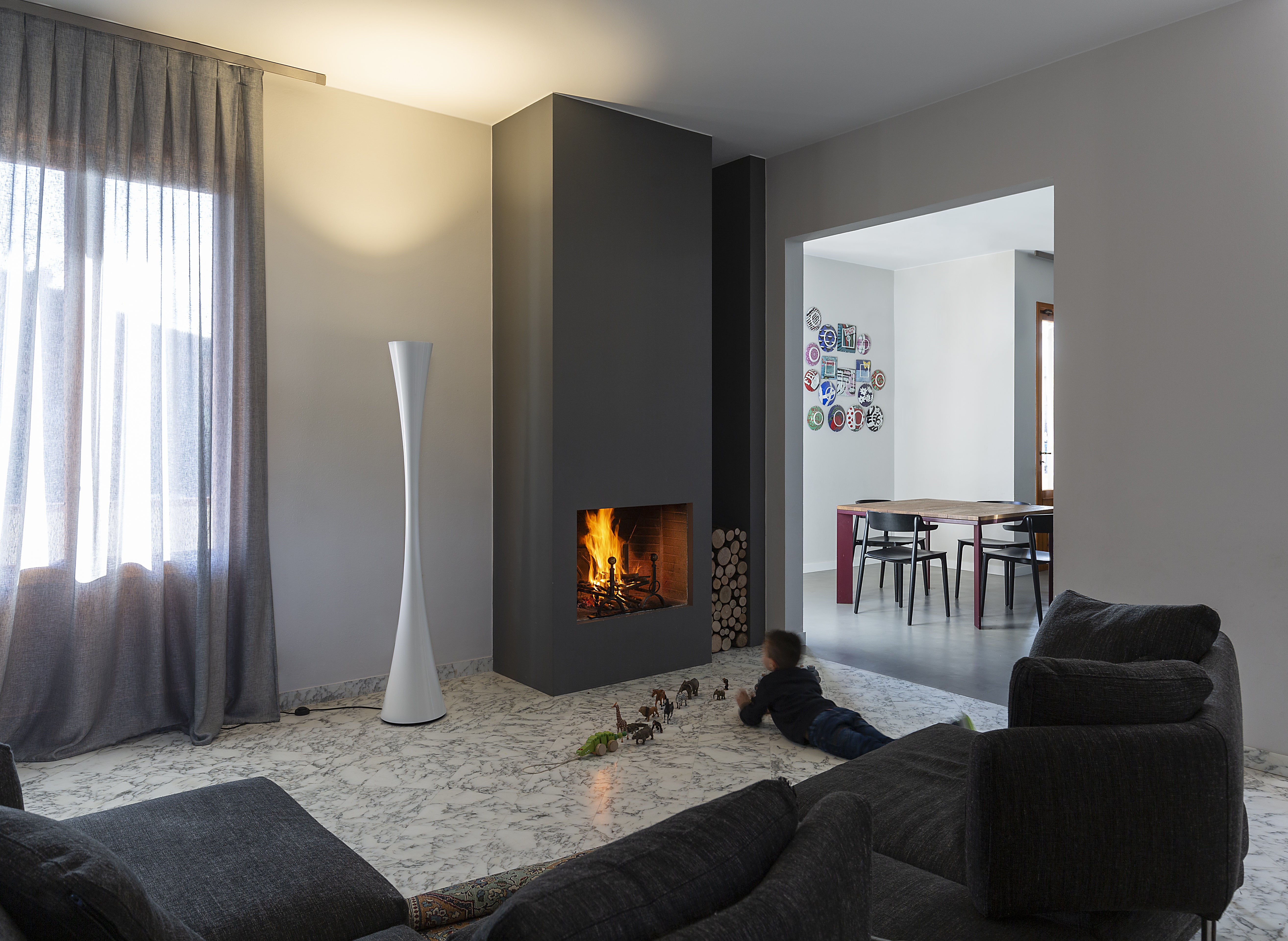 Bodenlampe BICONICA in glänzendem Weiß